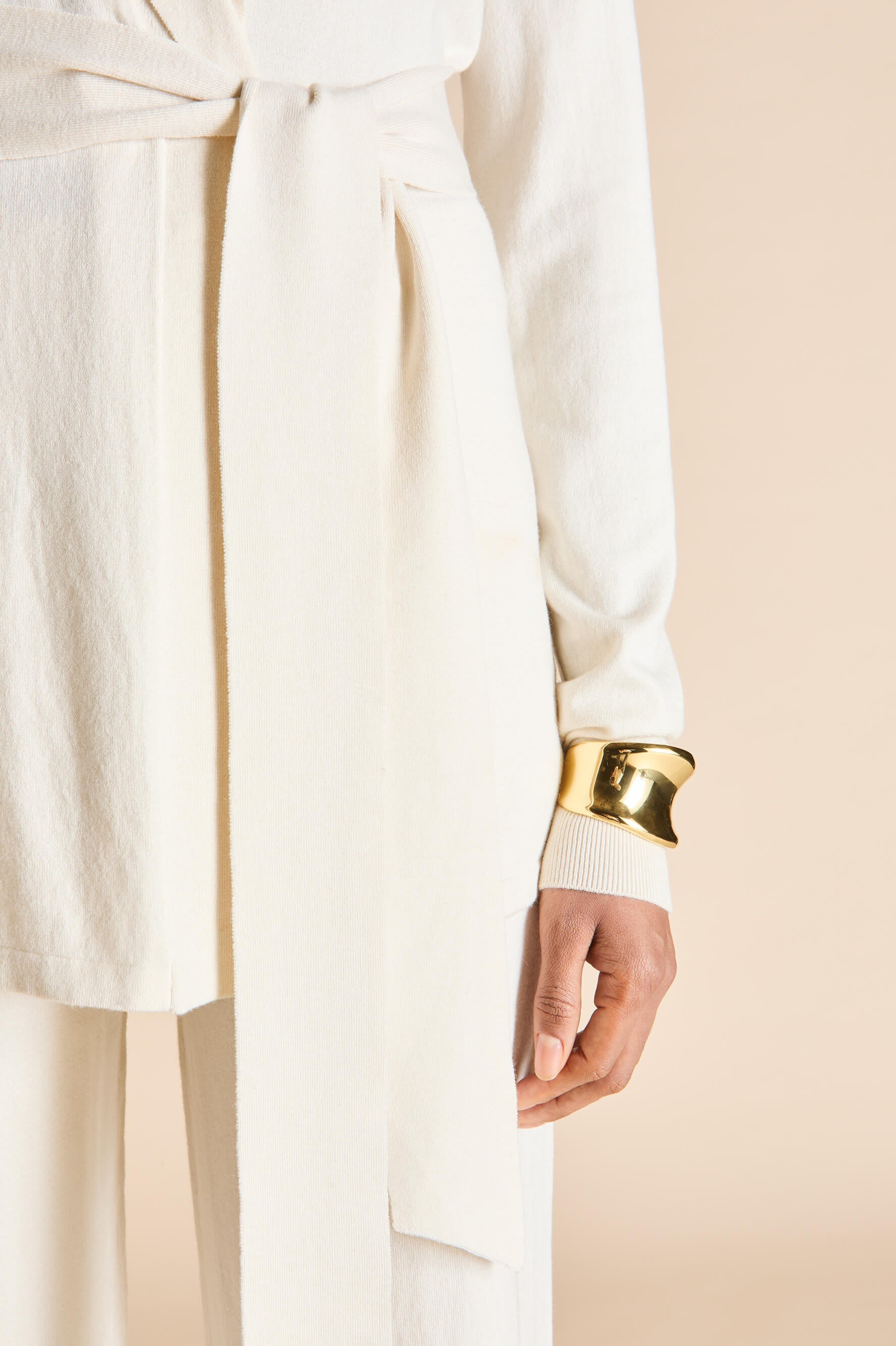 caro alaska ivory tracksuit in silk-cashmere