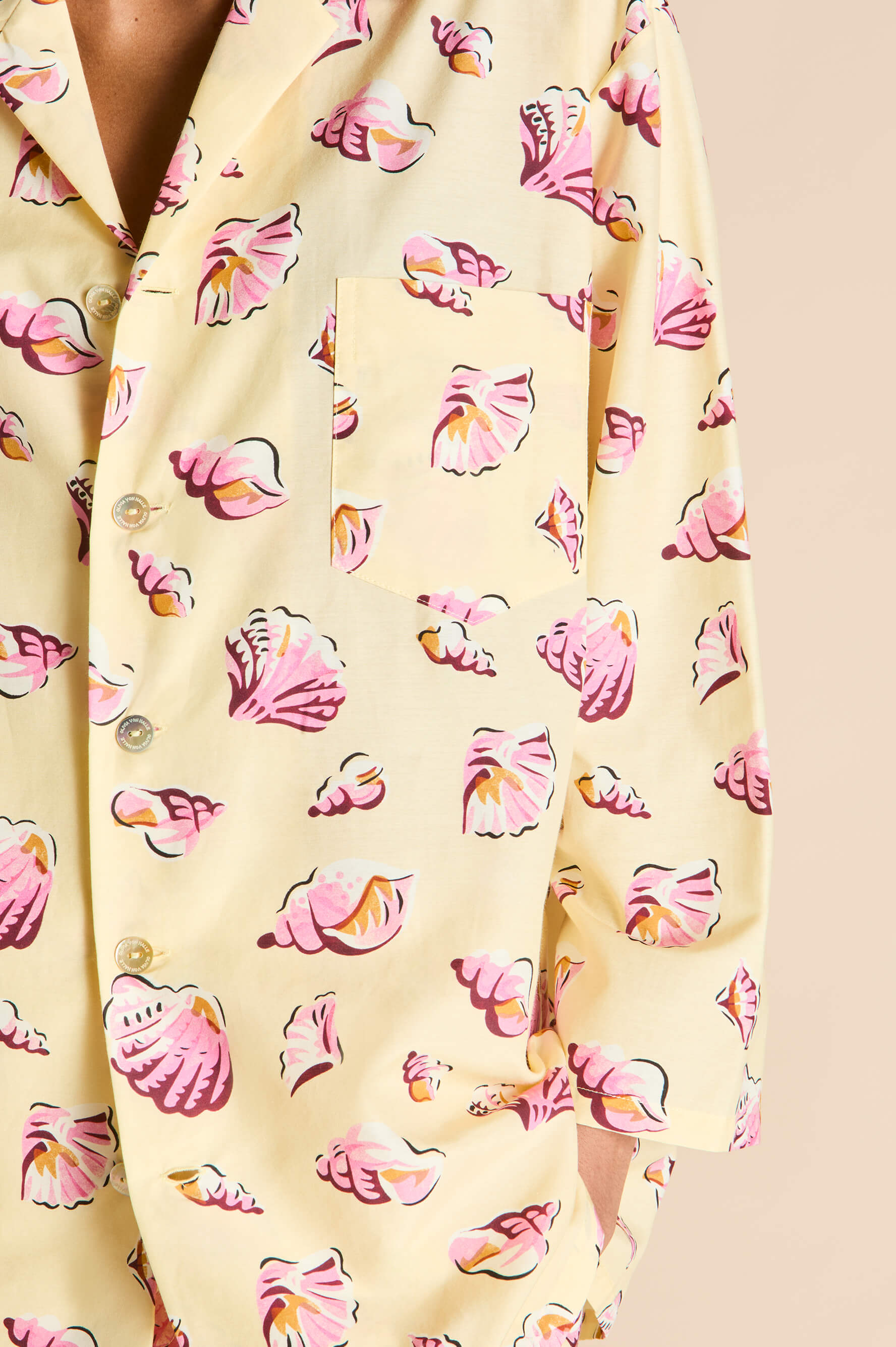 casablanca helios yellow seashell pyjamas in cotton-silk