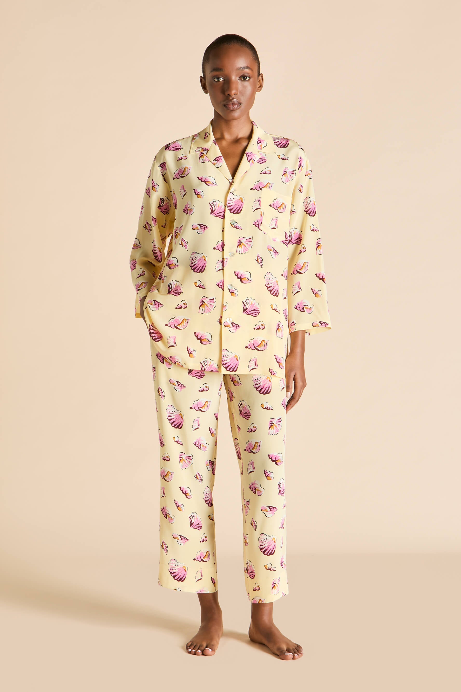 casablanca junonia yellow seashell pajamas in silk crêpe de chine