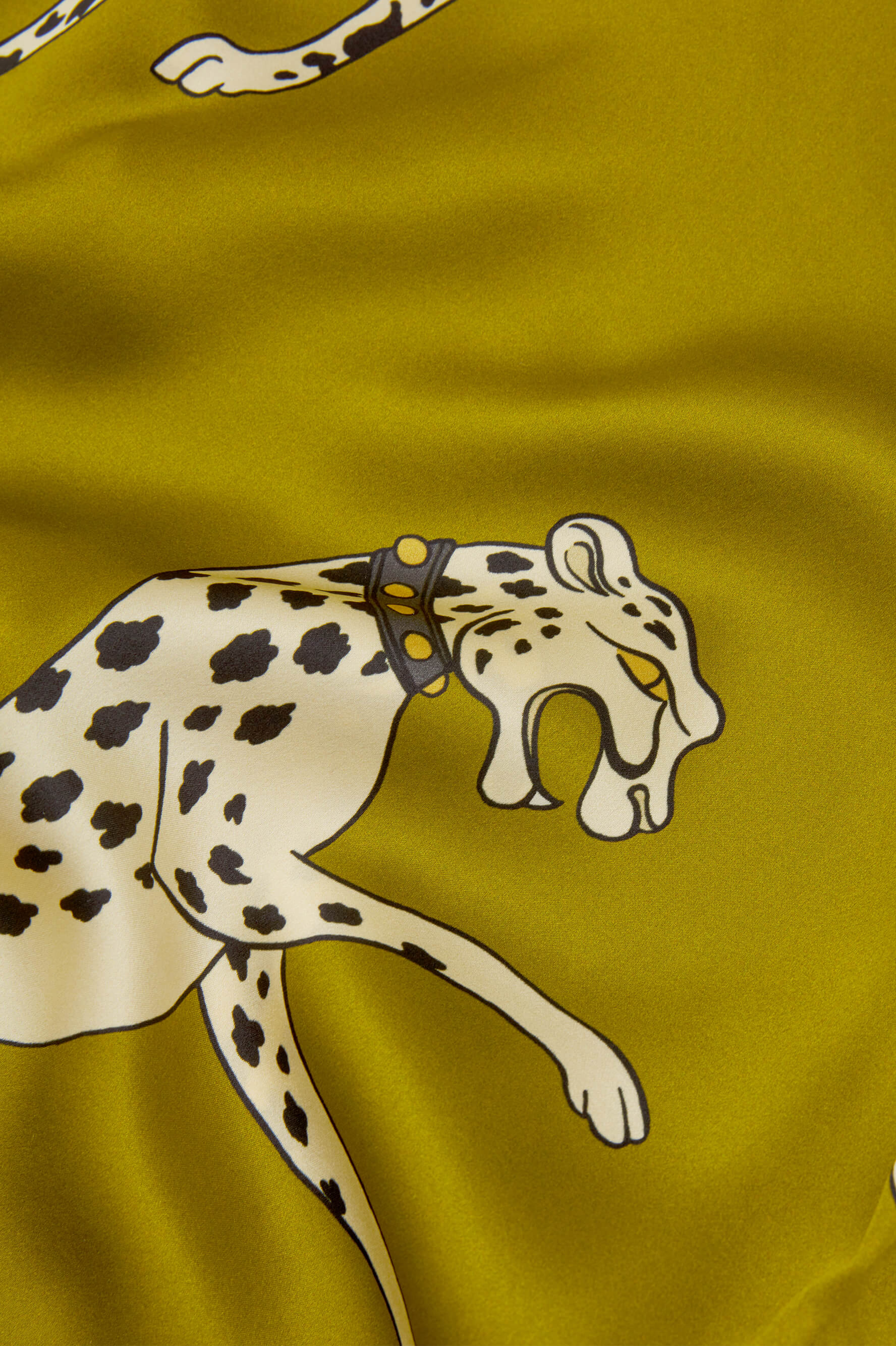 Ingo Chanson Green Leopard Pajamas in Silk Satin