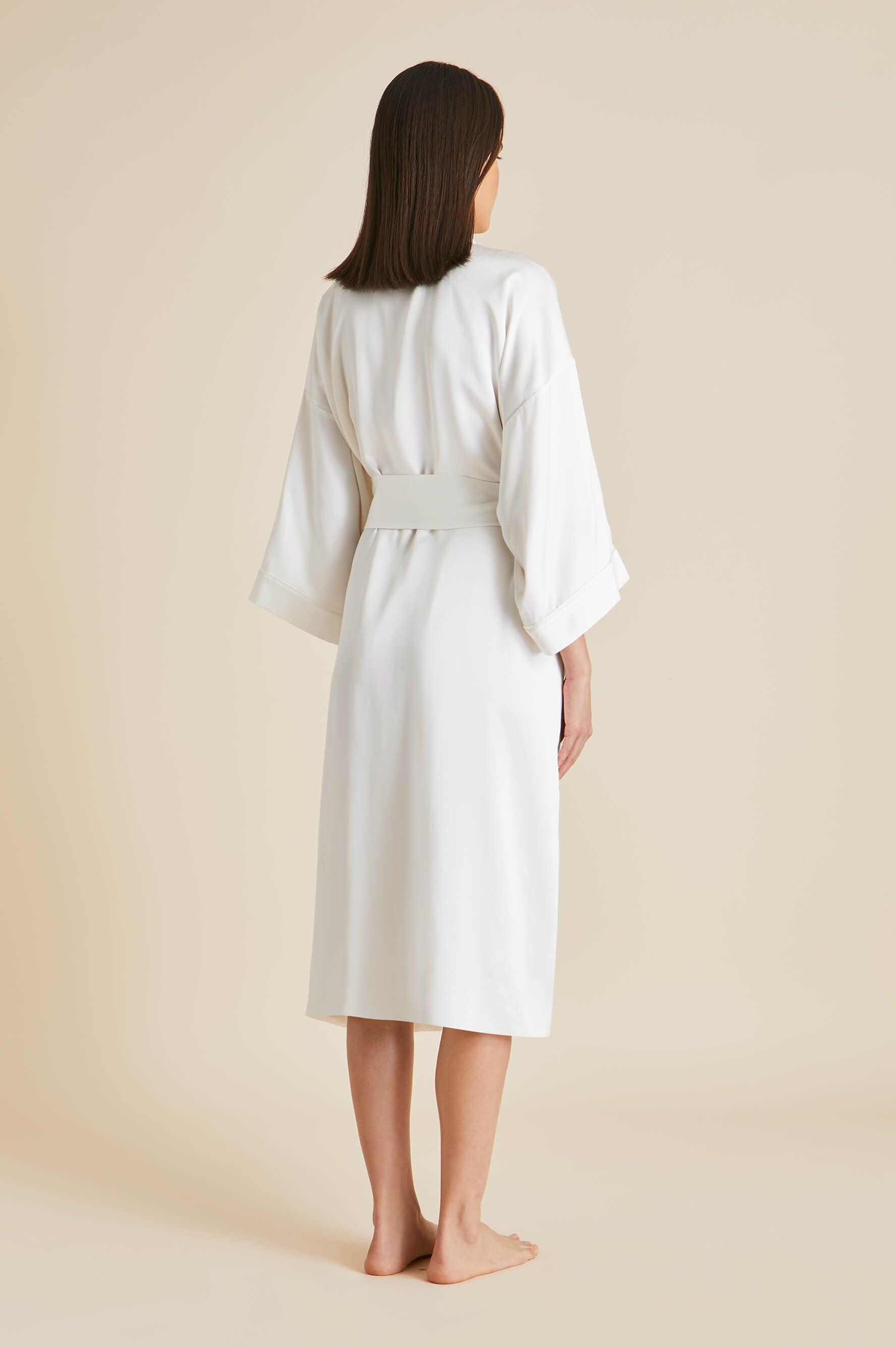 Sabine Desire Ivory Robe in Silk Satin
