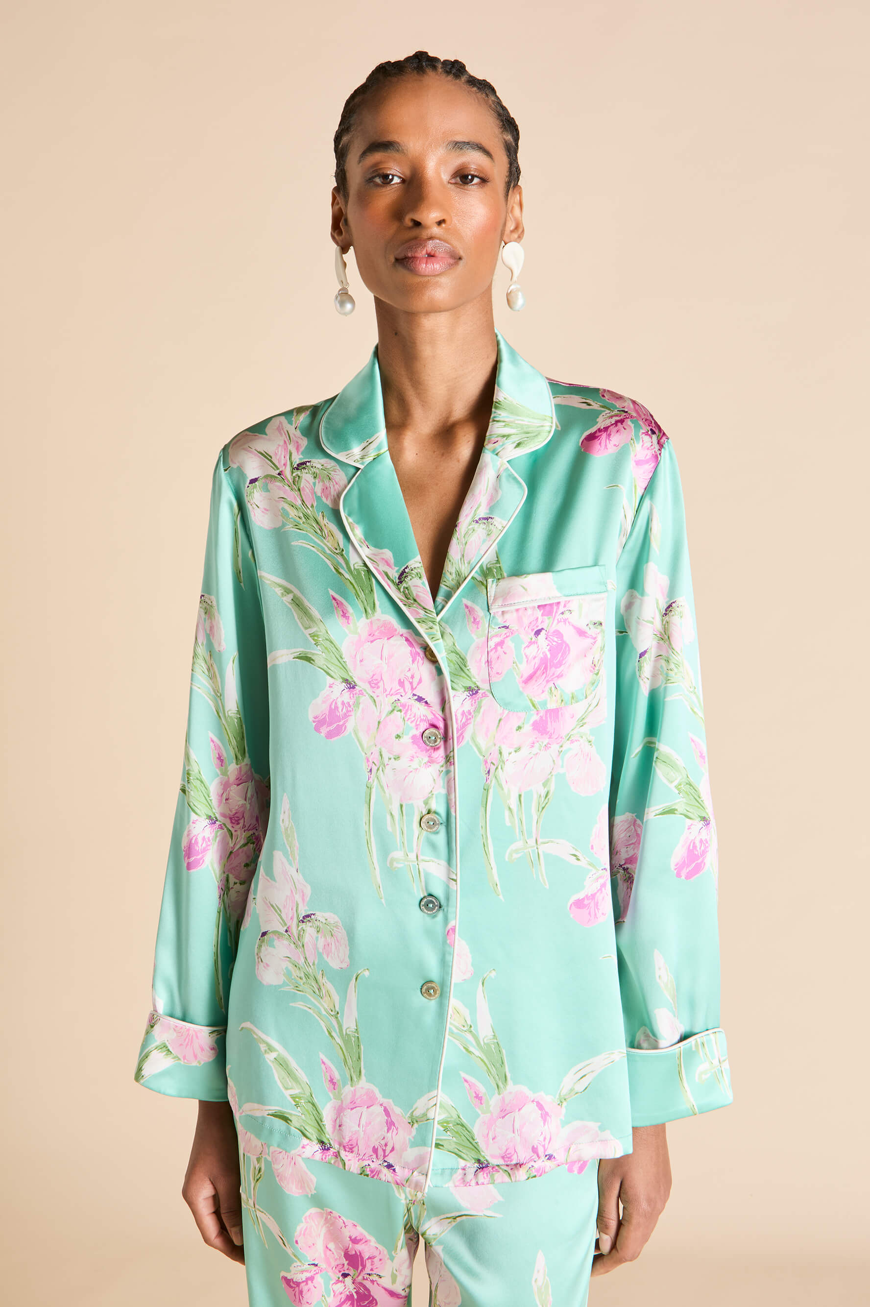 Lila Abalone Turquoise Floral Pyjamas in Silk Satin
