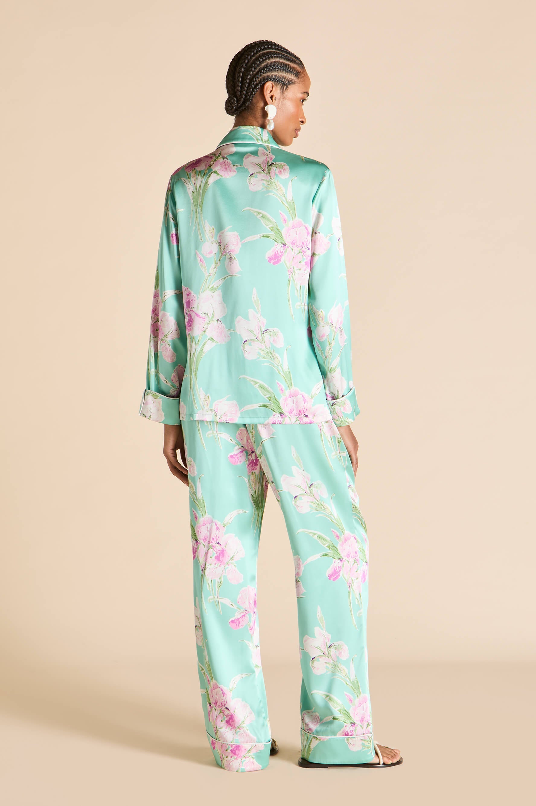 Lila Abalone Turquoise Floral Pyjamas in Silk Satin