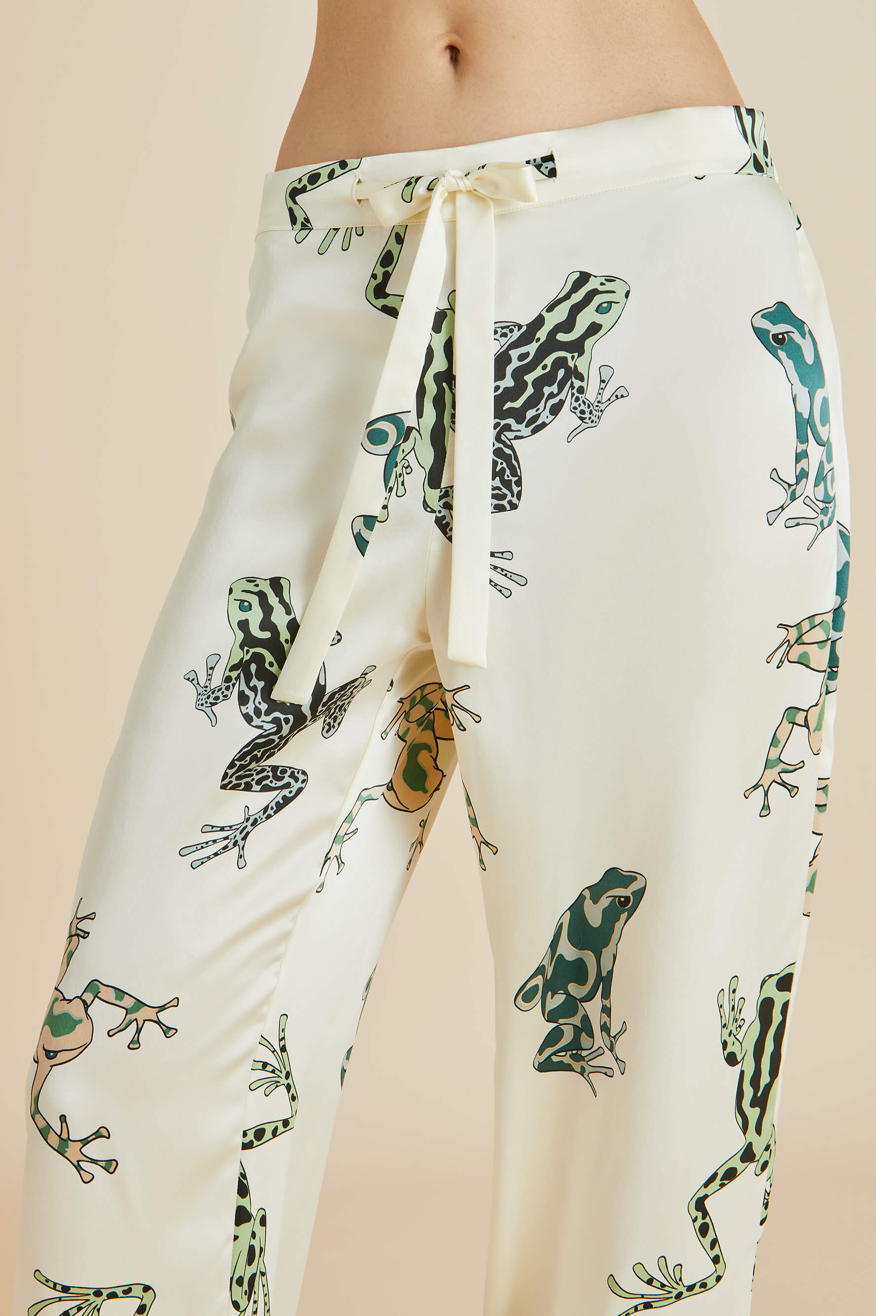 Lila Lumi Ivory Frog Pyjamas in Silk Satin