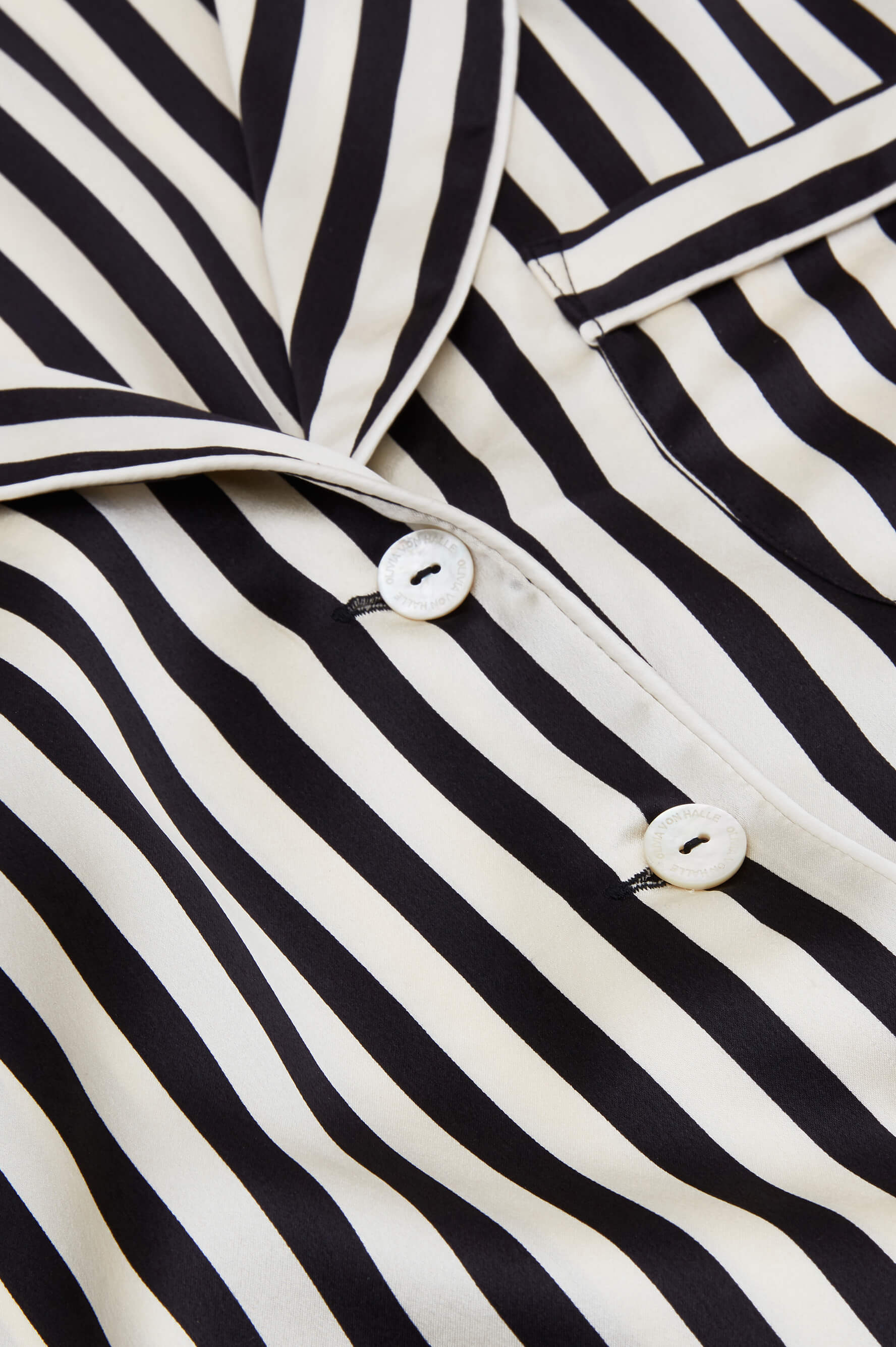 Lila Nika Pyjama Set in Silk Satin