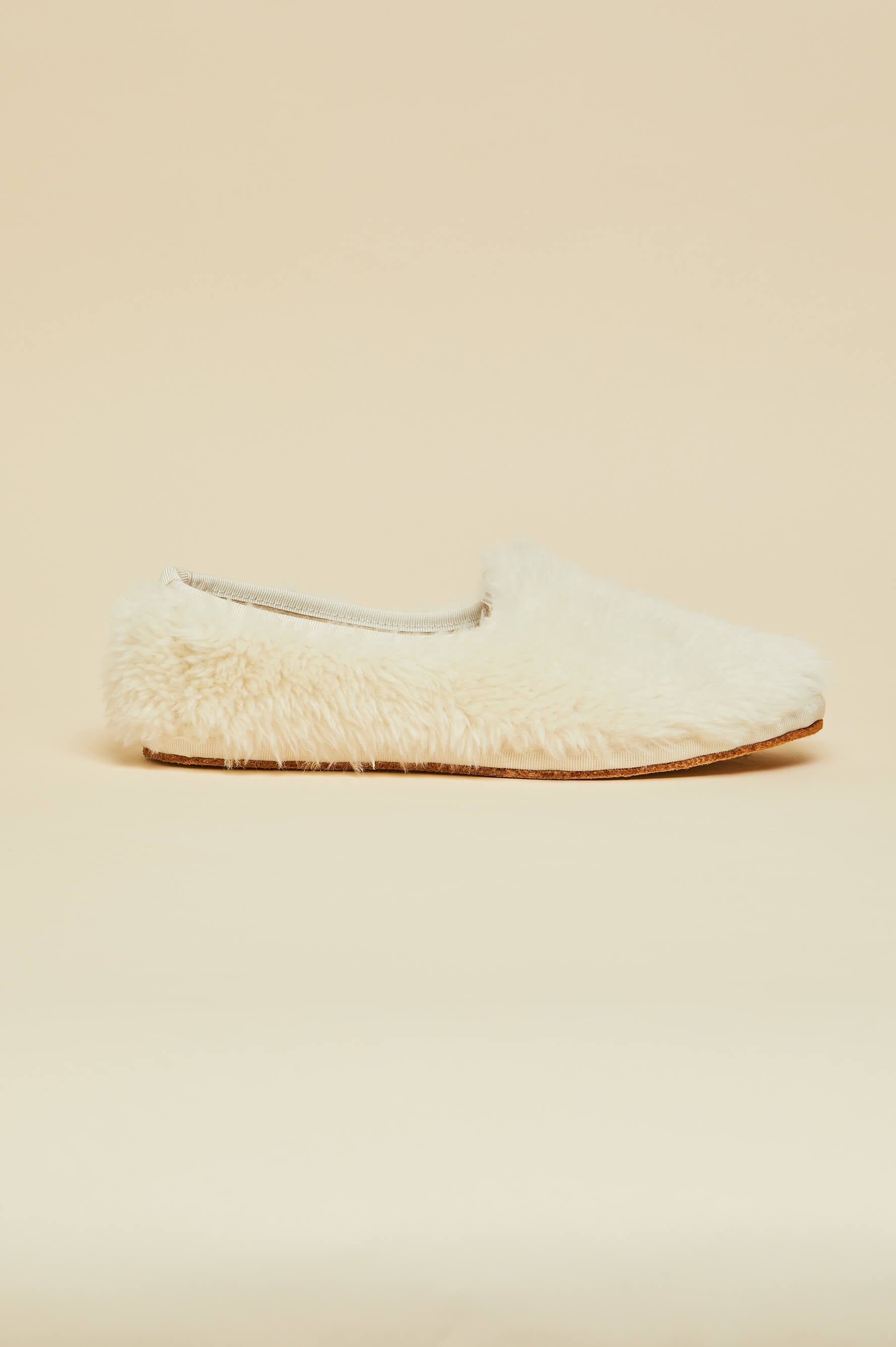 Dolly Ivory Slippers in Merino Wool