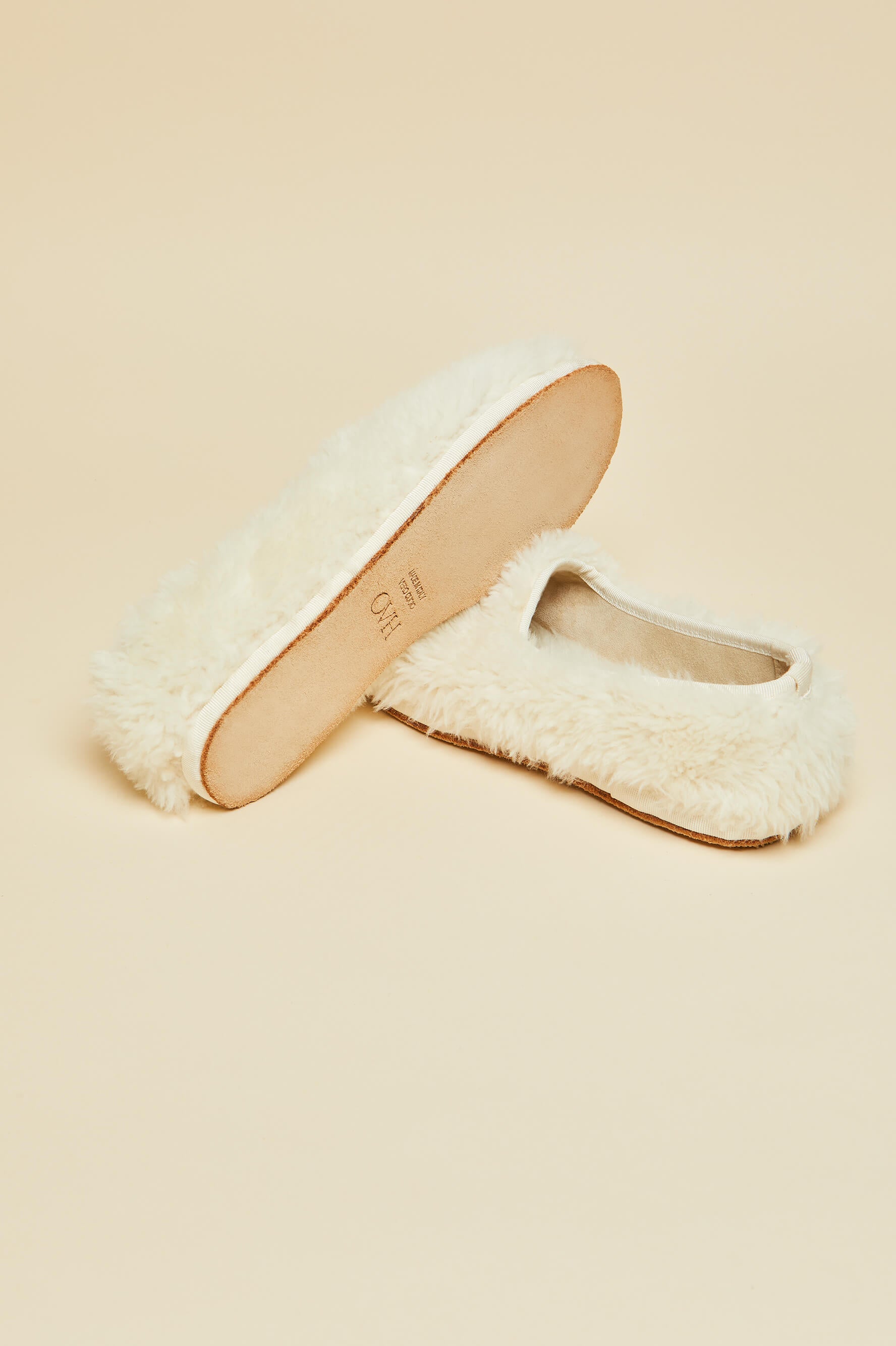 Dolly Ivory Slippers in Merino Wool