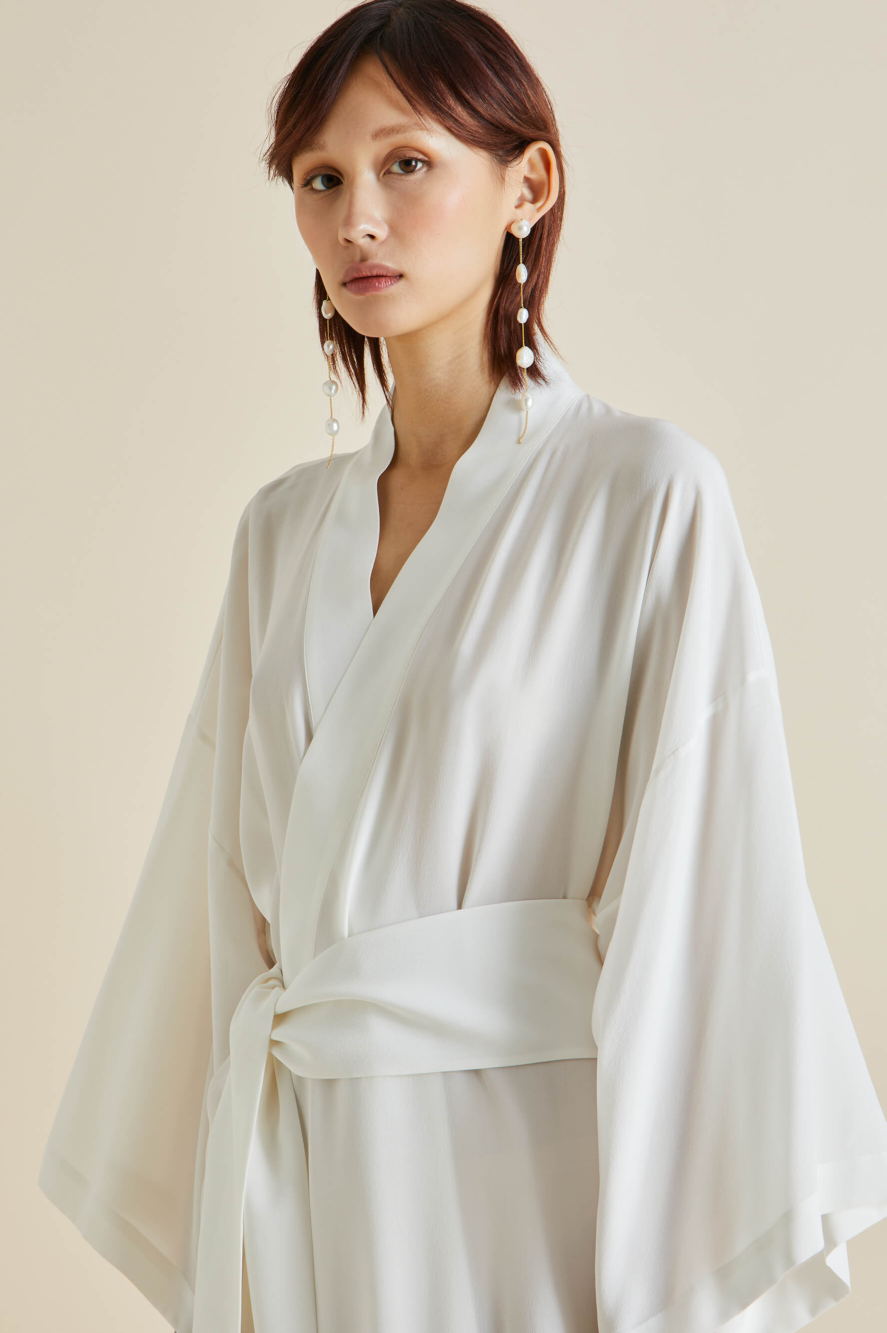 Queenie Ivory White Robe in Silk Crêpe de Chine