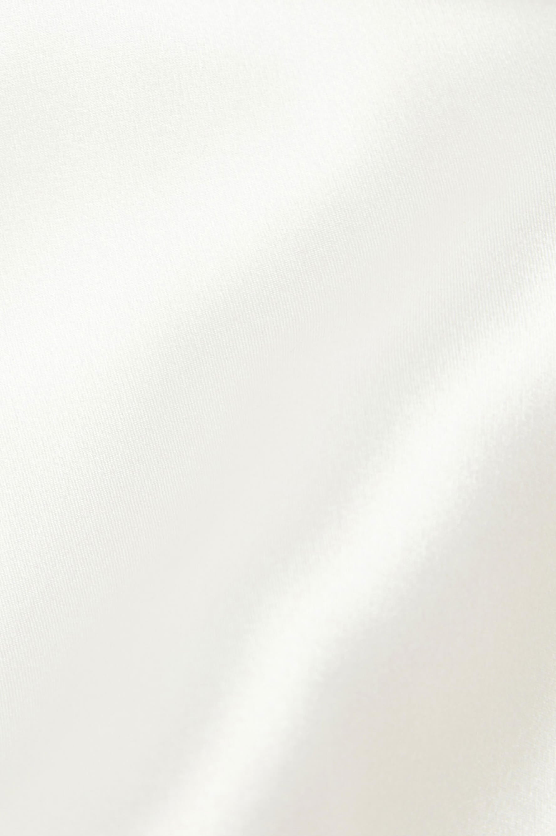 Queenie Ivory White Robe in Silk Crêpe de Chine
