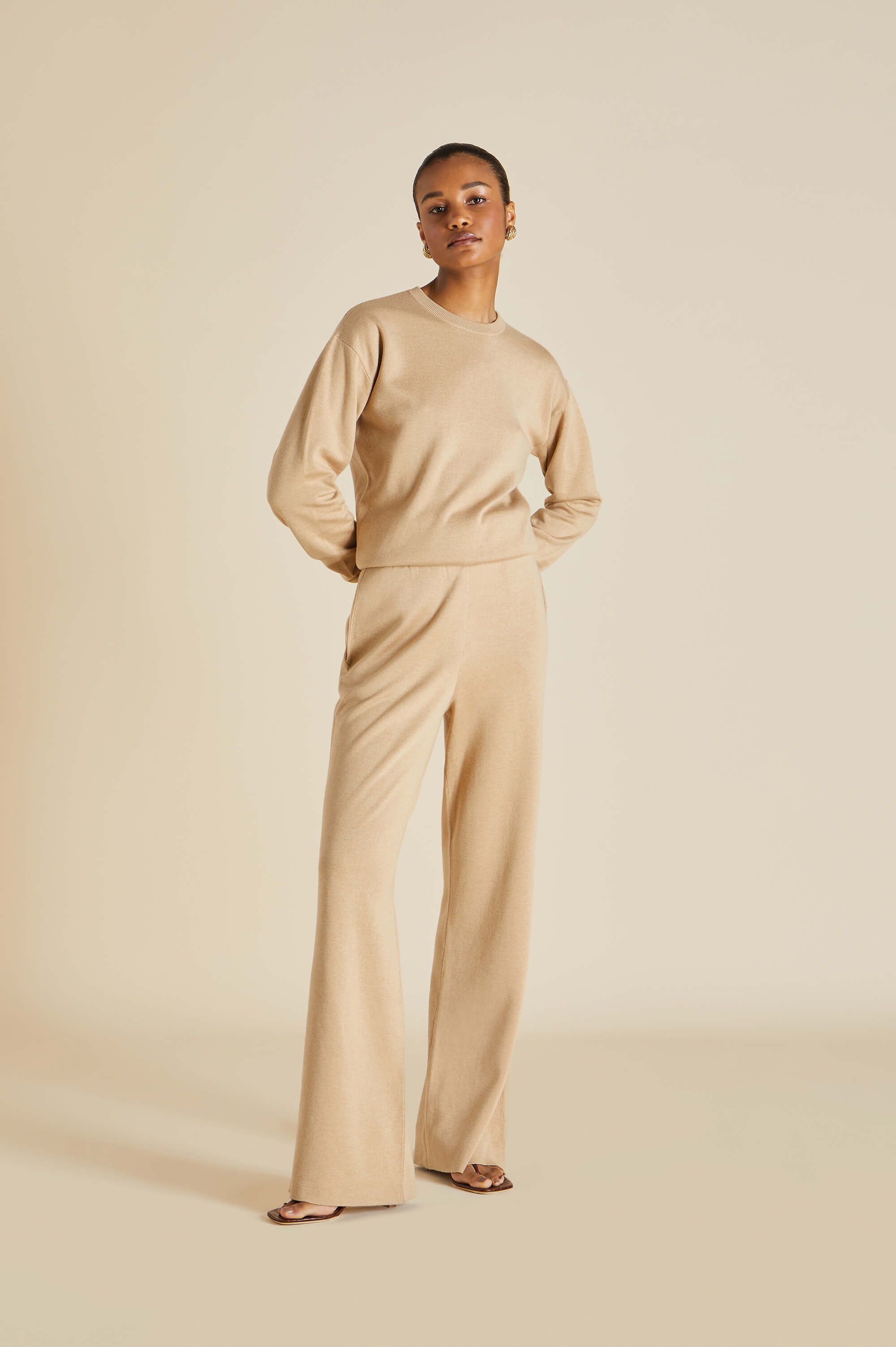 carmel shanghai beige tracksuit in silk-cashmere