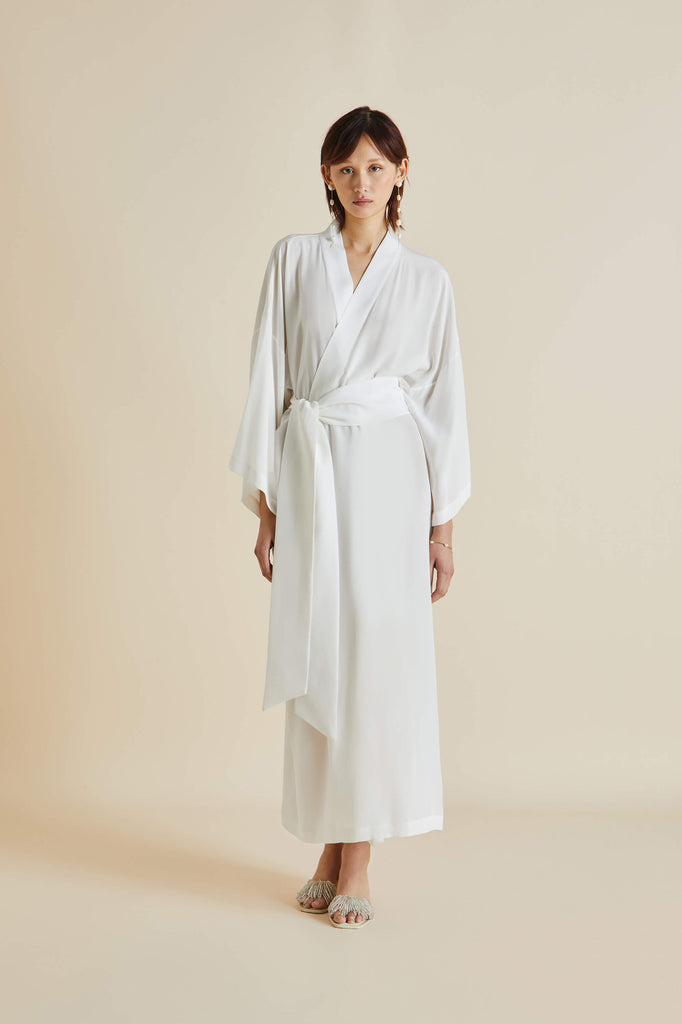 Queenie Ivory White Robe in Silk Crêpe de Chine