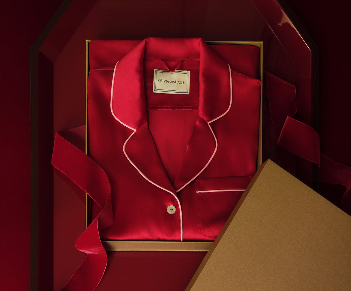 Luxury Silk Pyjamas - Luxury Christmas Gifts - Gifts for the ultimate hostess