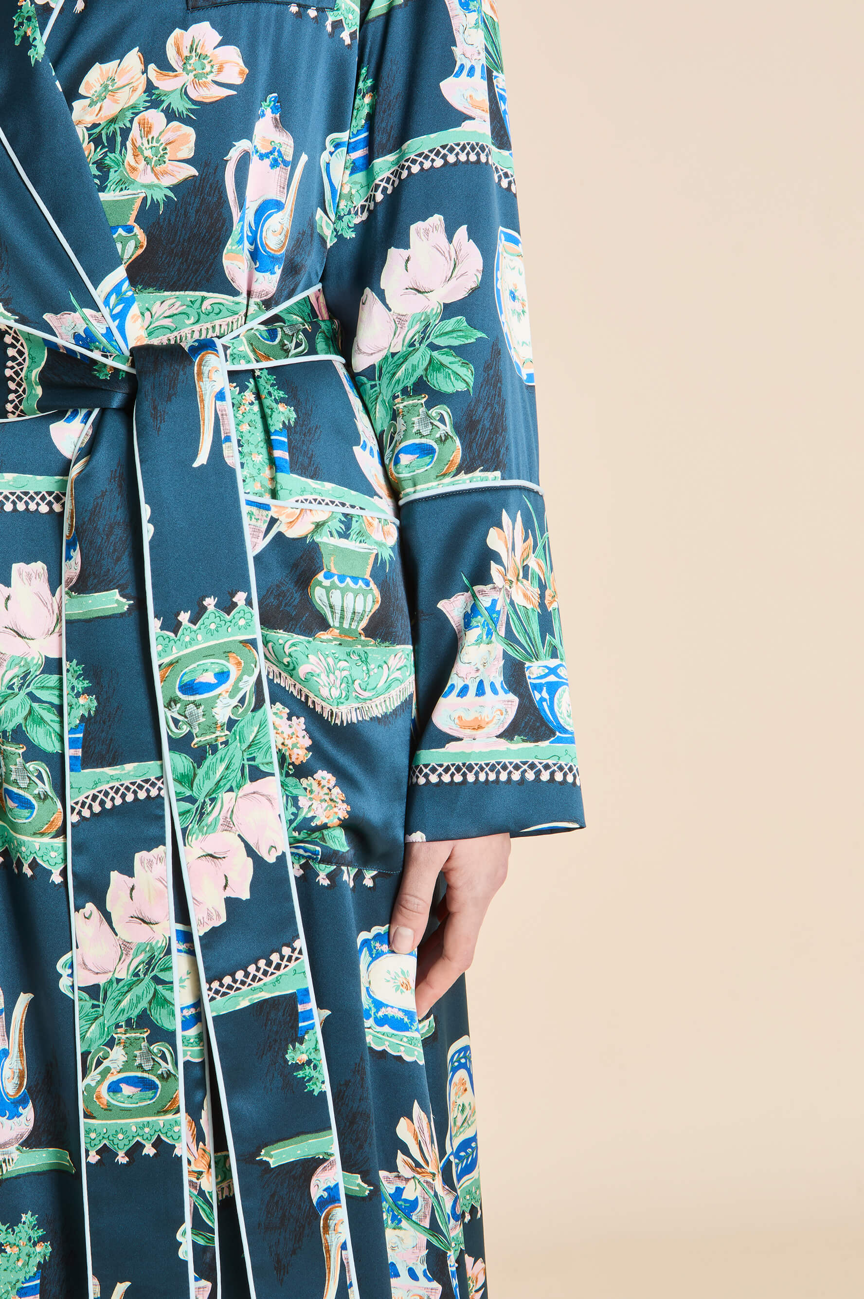 Capability Giotto Blue Plate Robe in Silk Satin