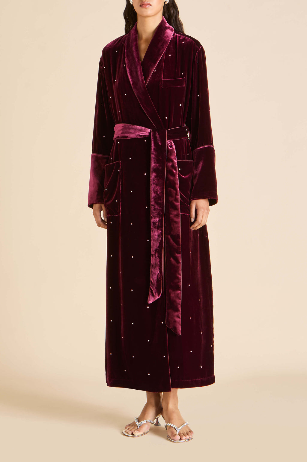 velvet dressing gown ladies Women's Long Velvet Robe Soft Cozy Bathrobe Loose Sleepwear Nightgown Full  Length Dressing Gown for Bride Bridesmaid Black at Amazon Women's Clothing  store