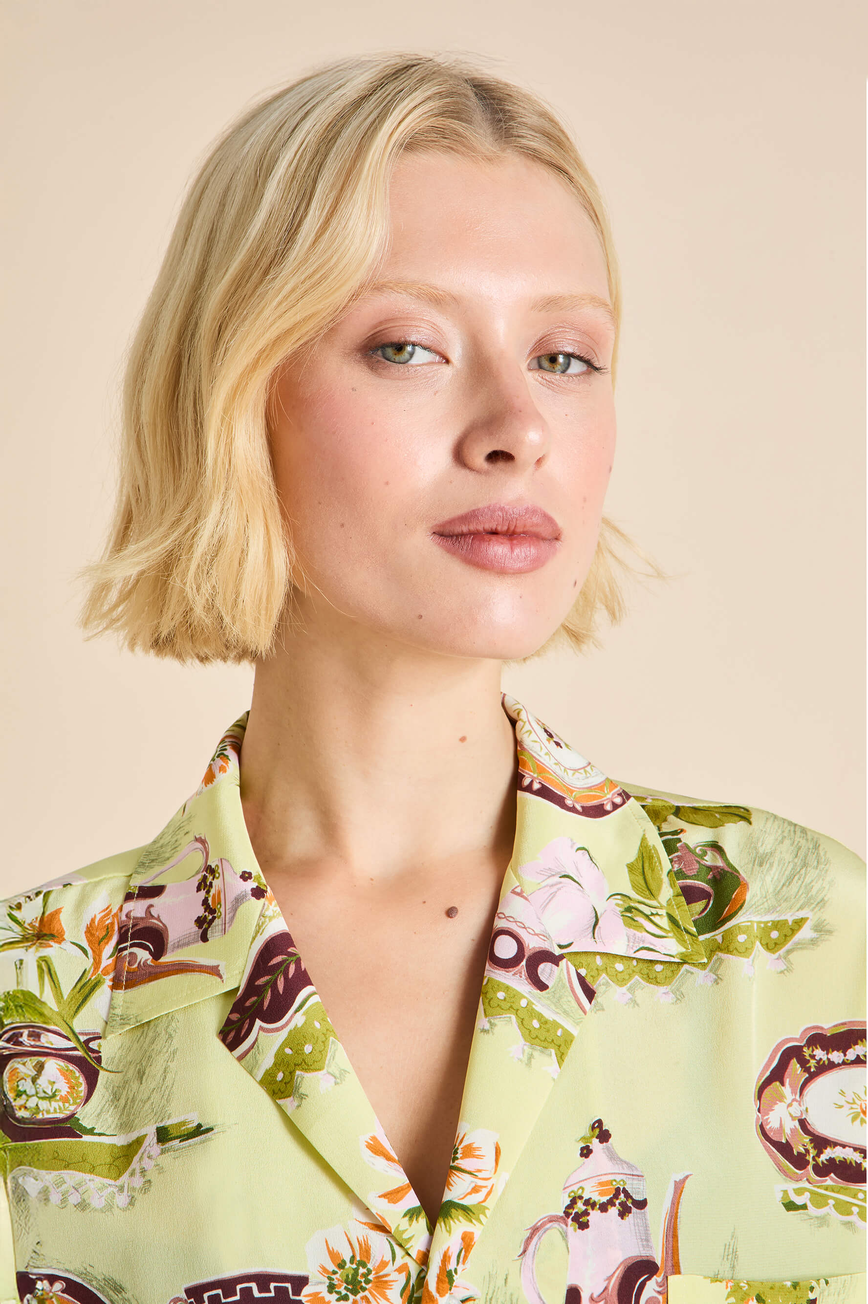 Casablanca Aulenti Green Plate Pajamas in Silk Crêpe de Chine