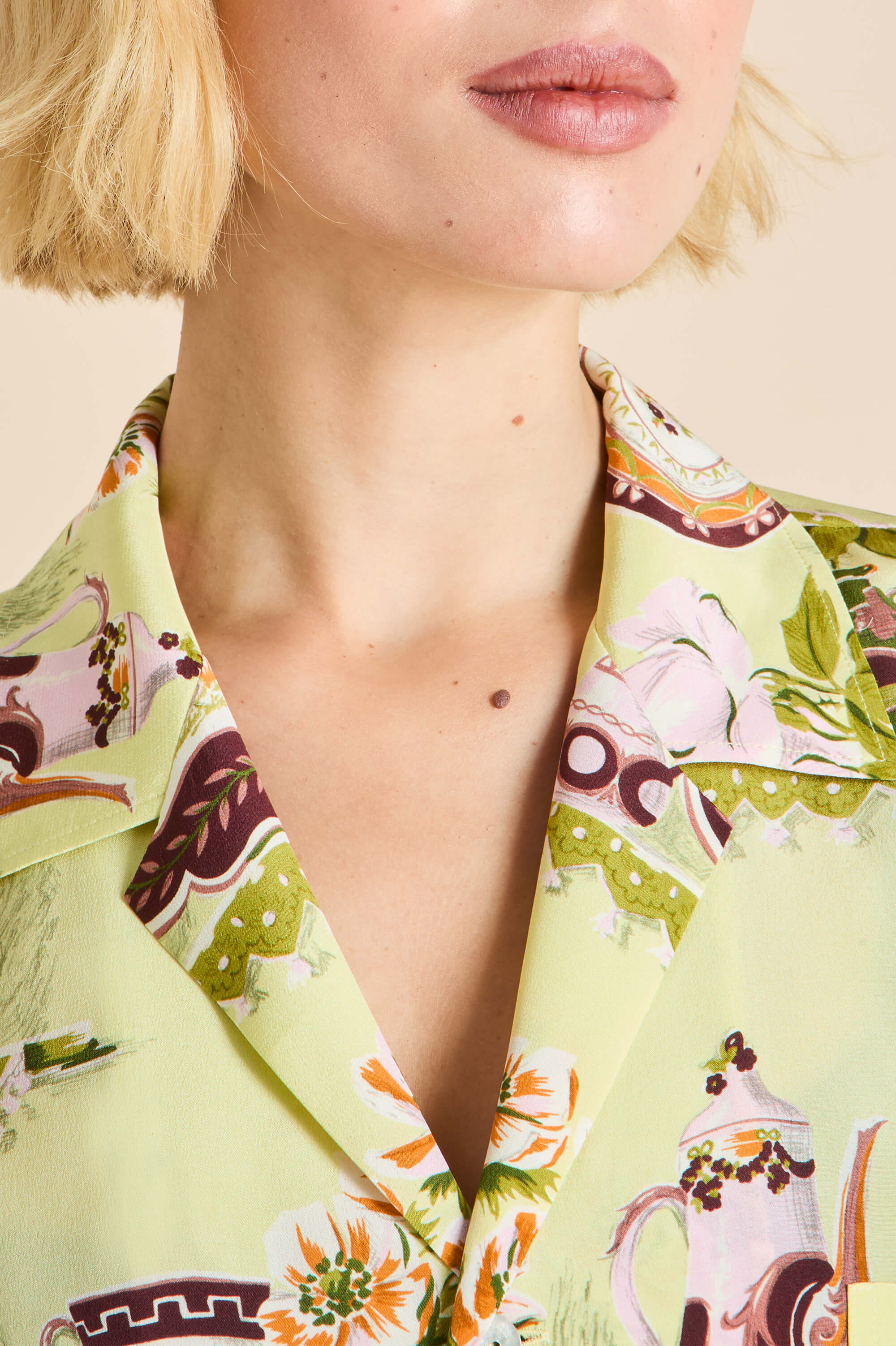 Casablanca Aulenti Green Plate Pyjamas in Silk Crêpe de Chine