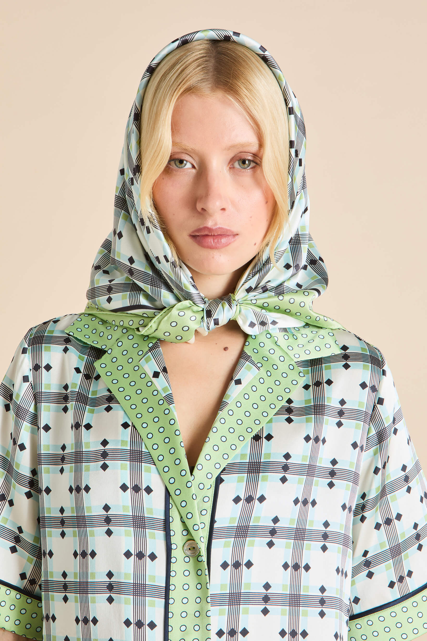dunaway cini green geometric scarf in silk twill 