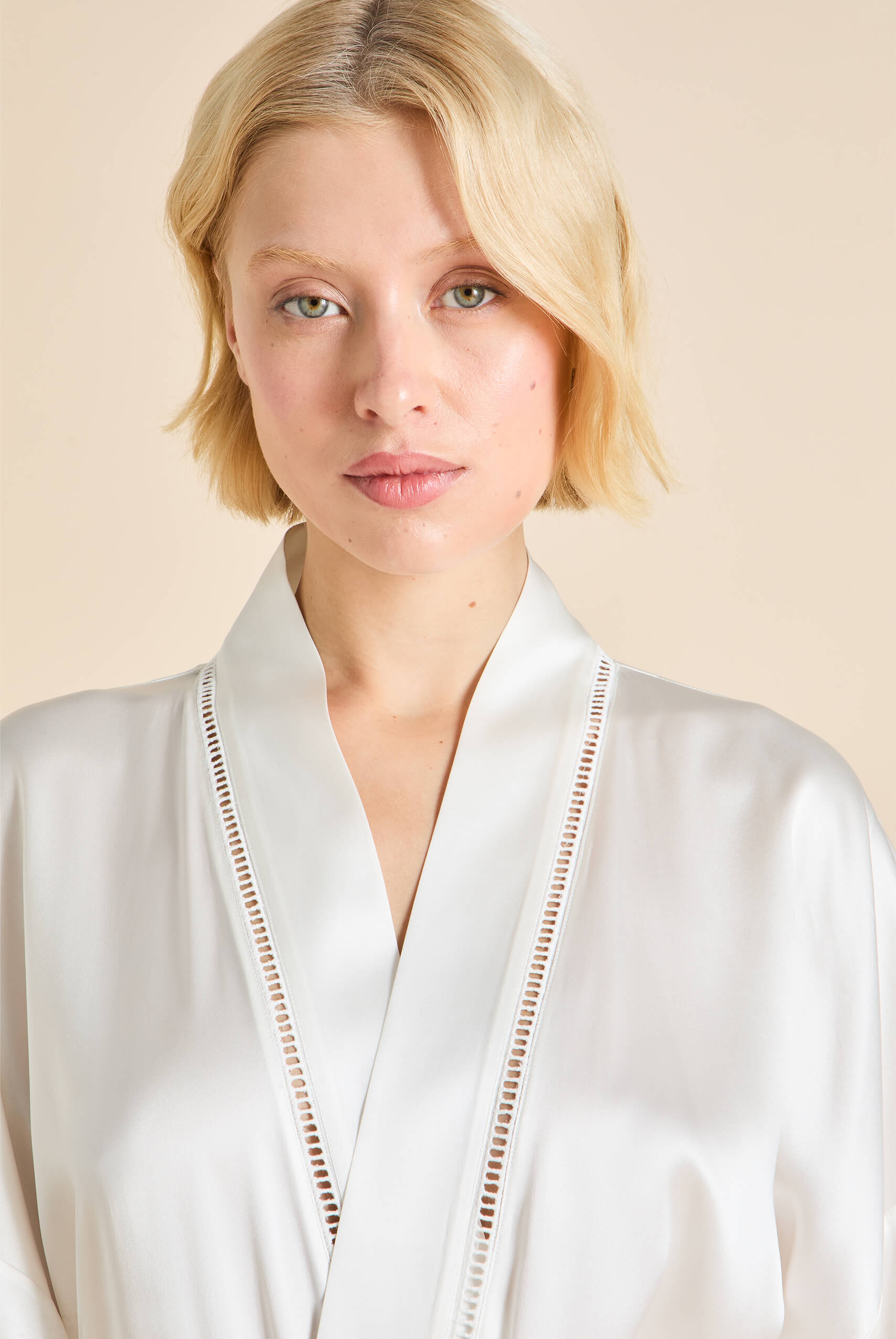 Gloria Ivory Robe in Silk Satin