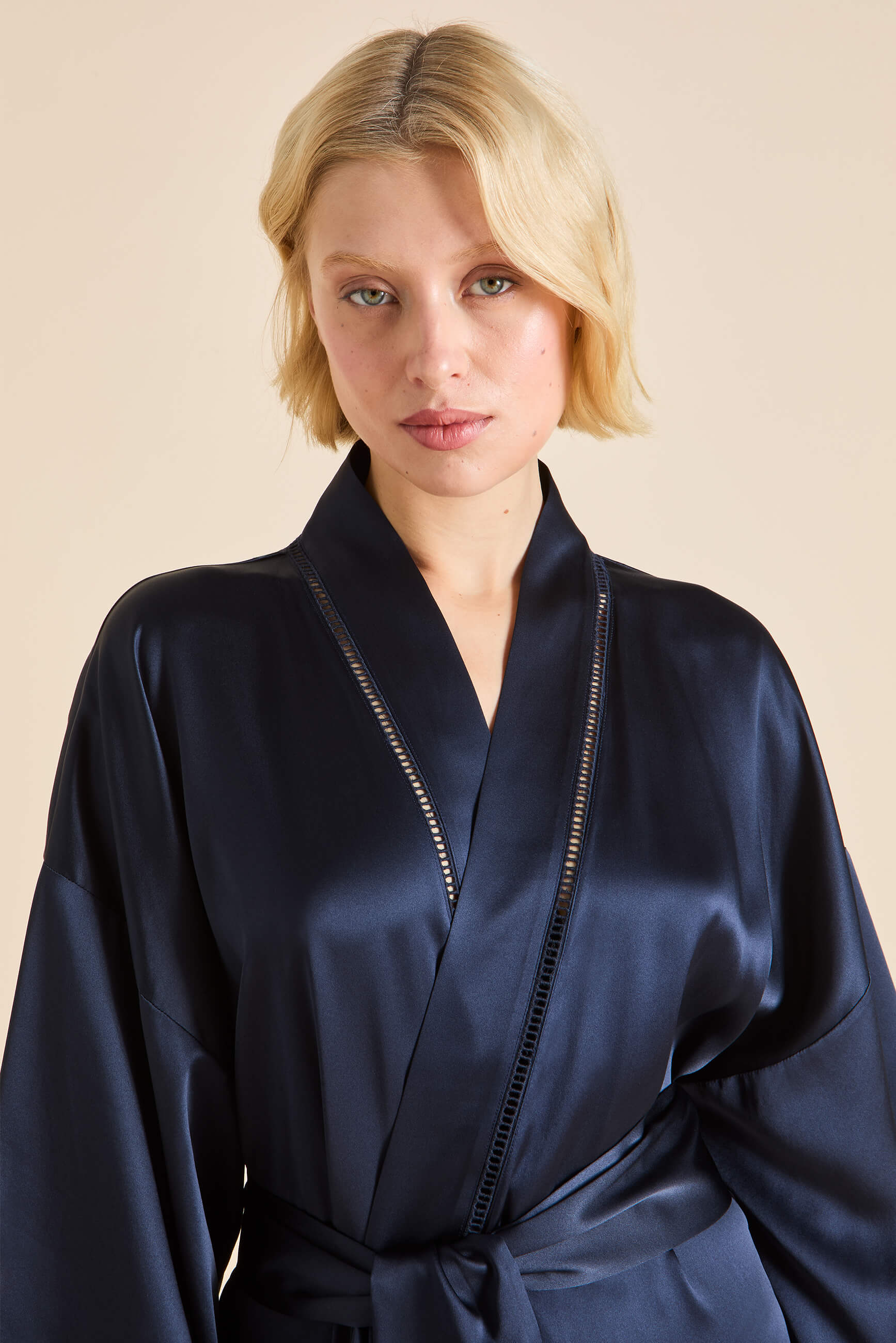 gloria navy robe in silk satin 