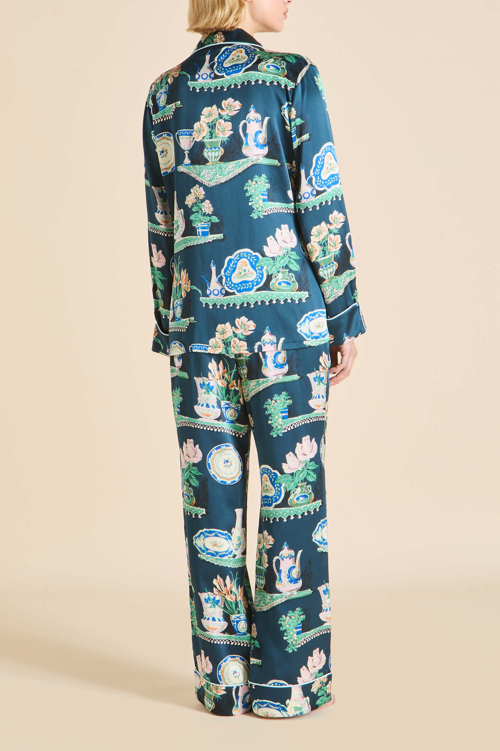 Lila Giotto Blue Plate Pyjamas in Silk Satin