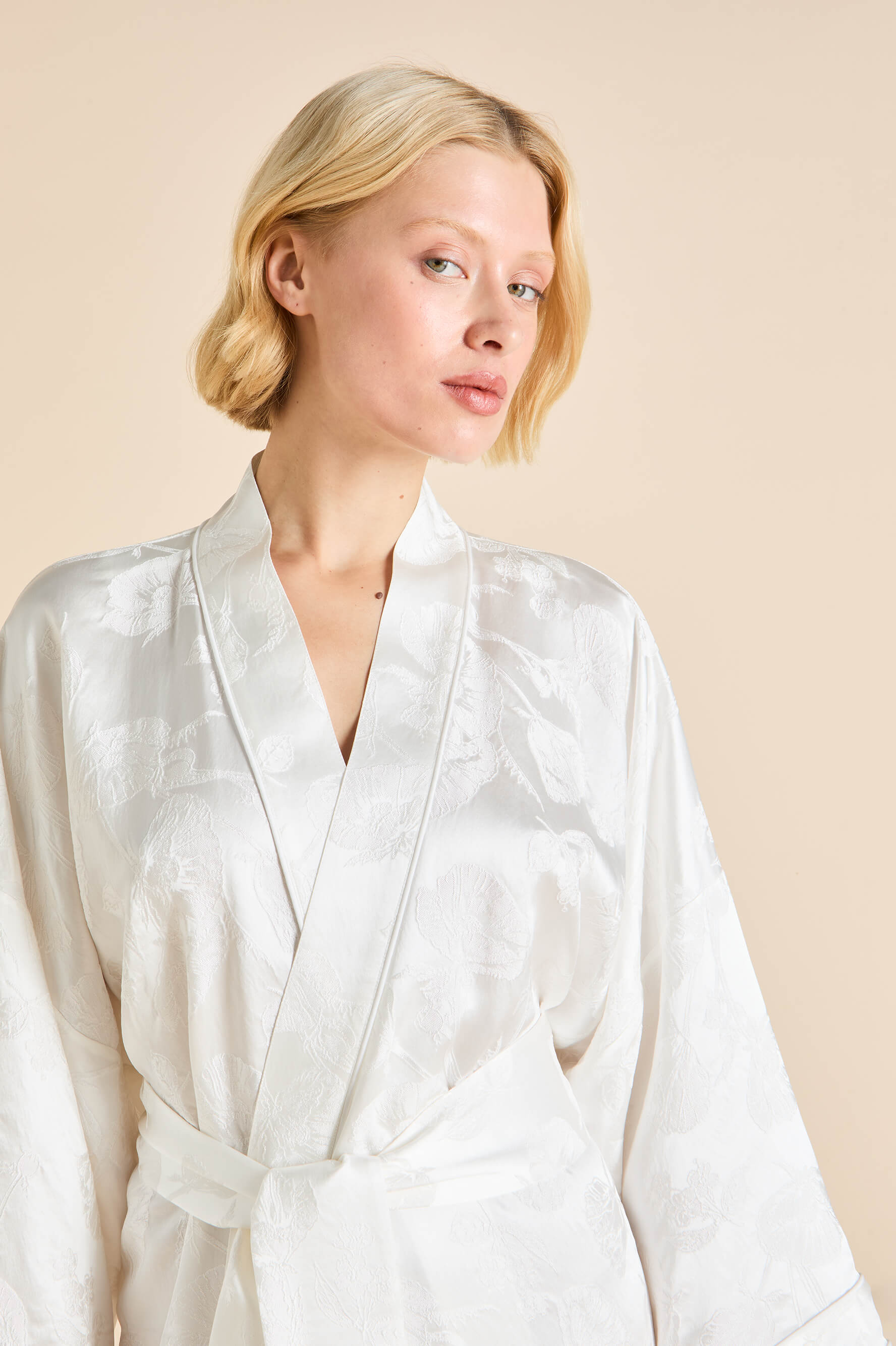 mimi liliana ivory floral robe in silk jacquard 