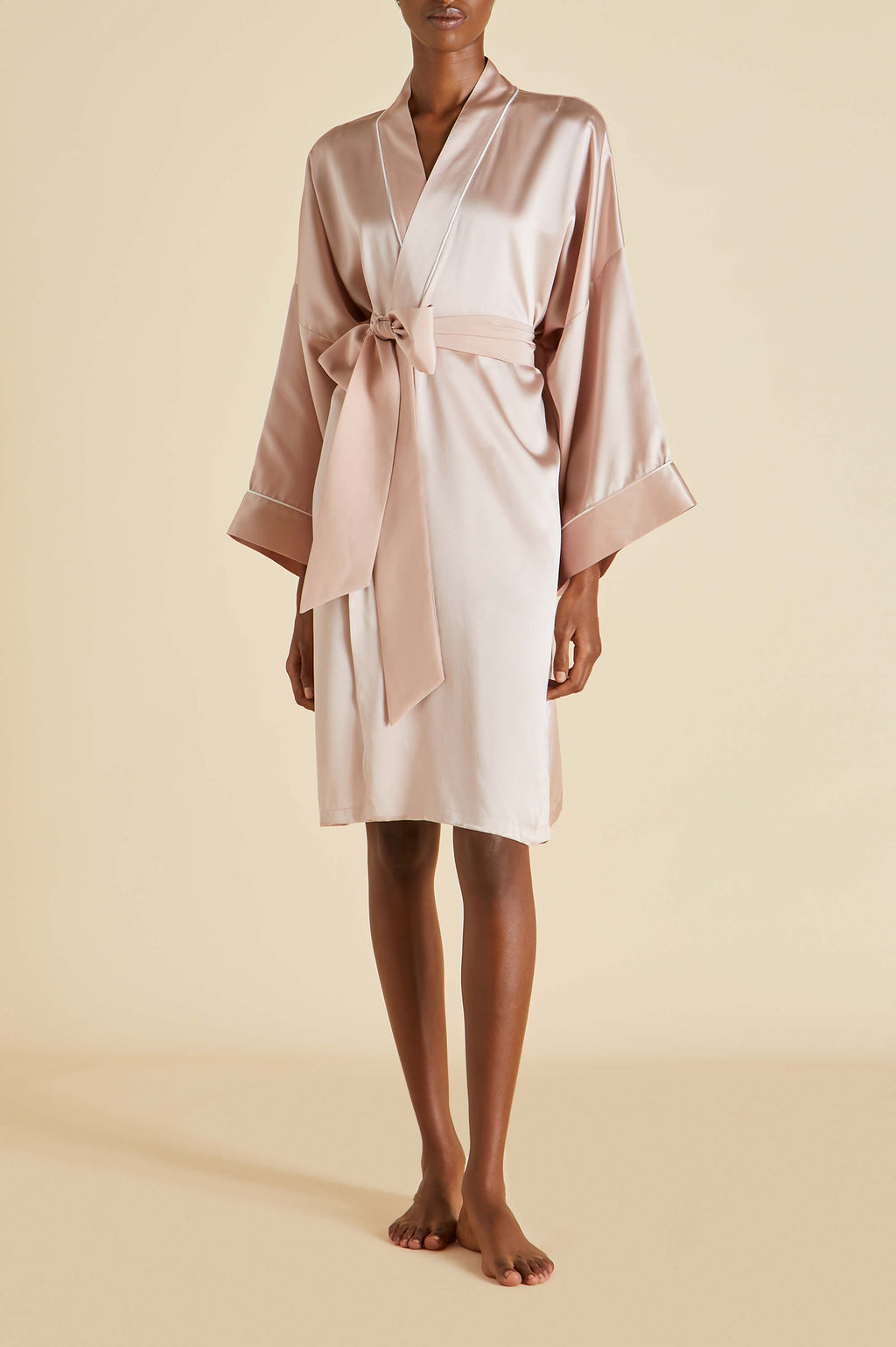 Mimi Oyster Robe Silk Satin