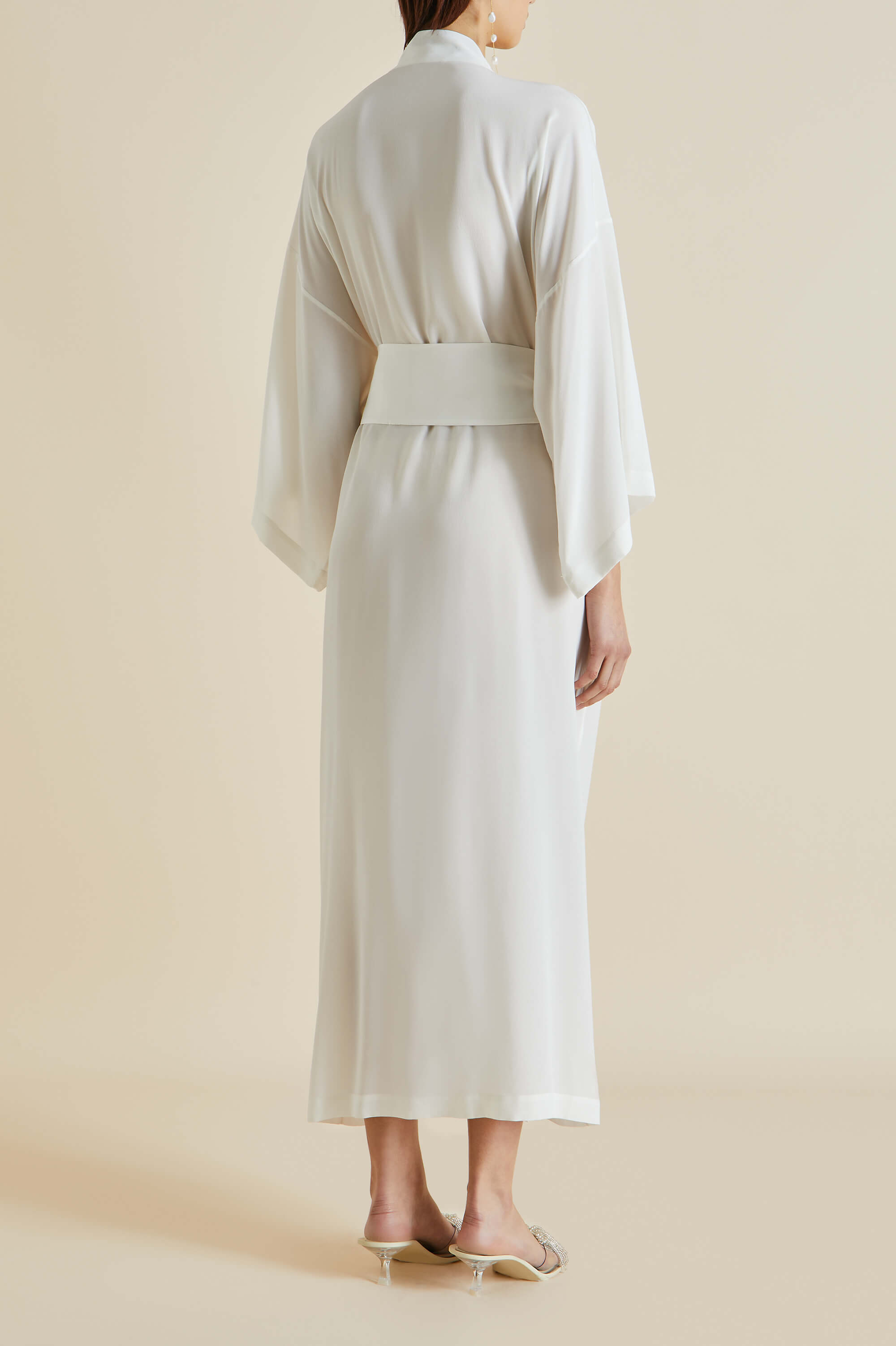 Queenie Ivory White Robe in Silk Crêpe de Chine