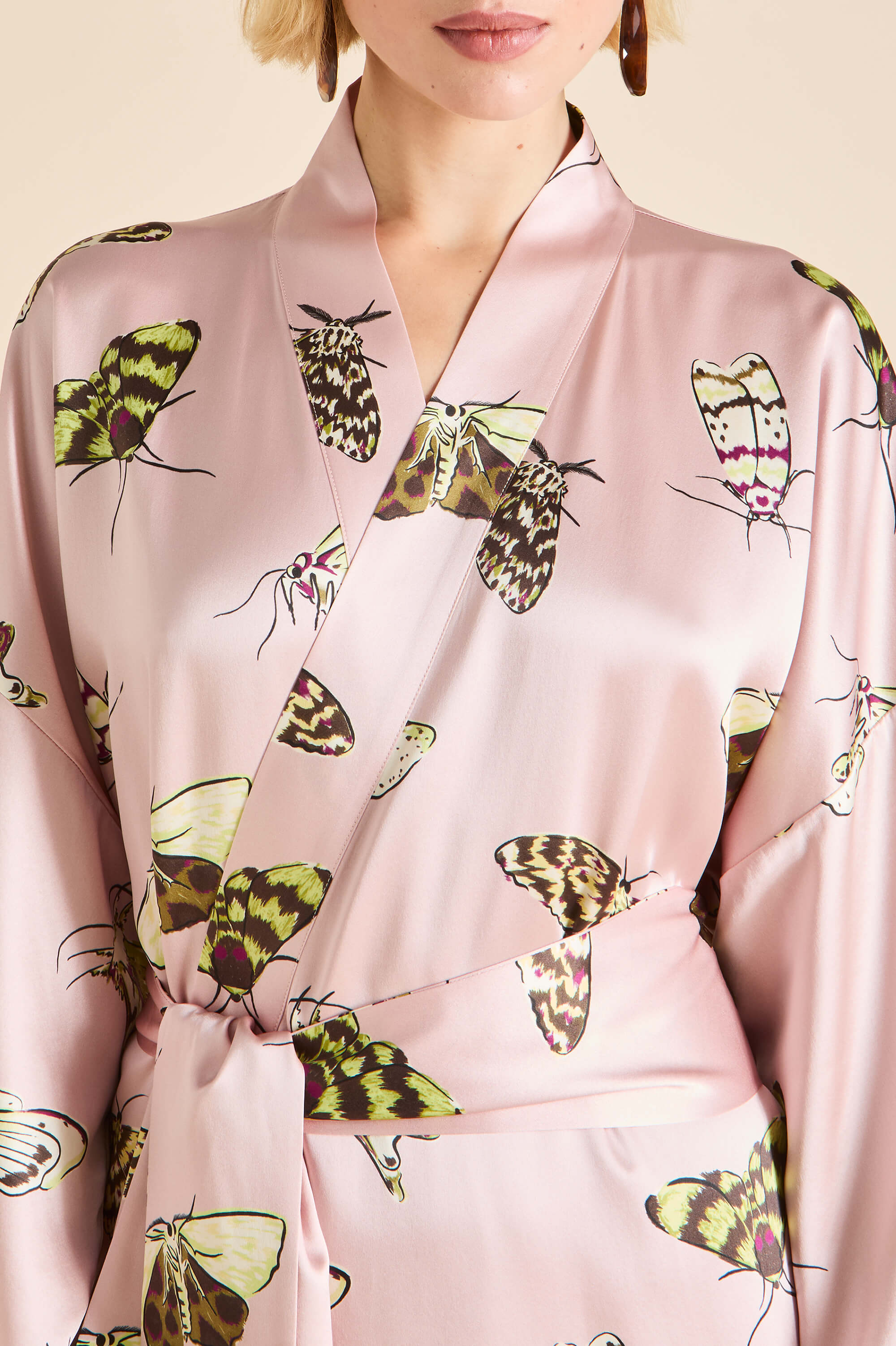 queenie elda pink moth robe in silk satin 
