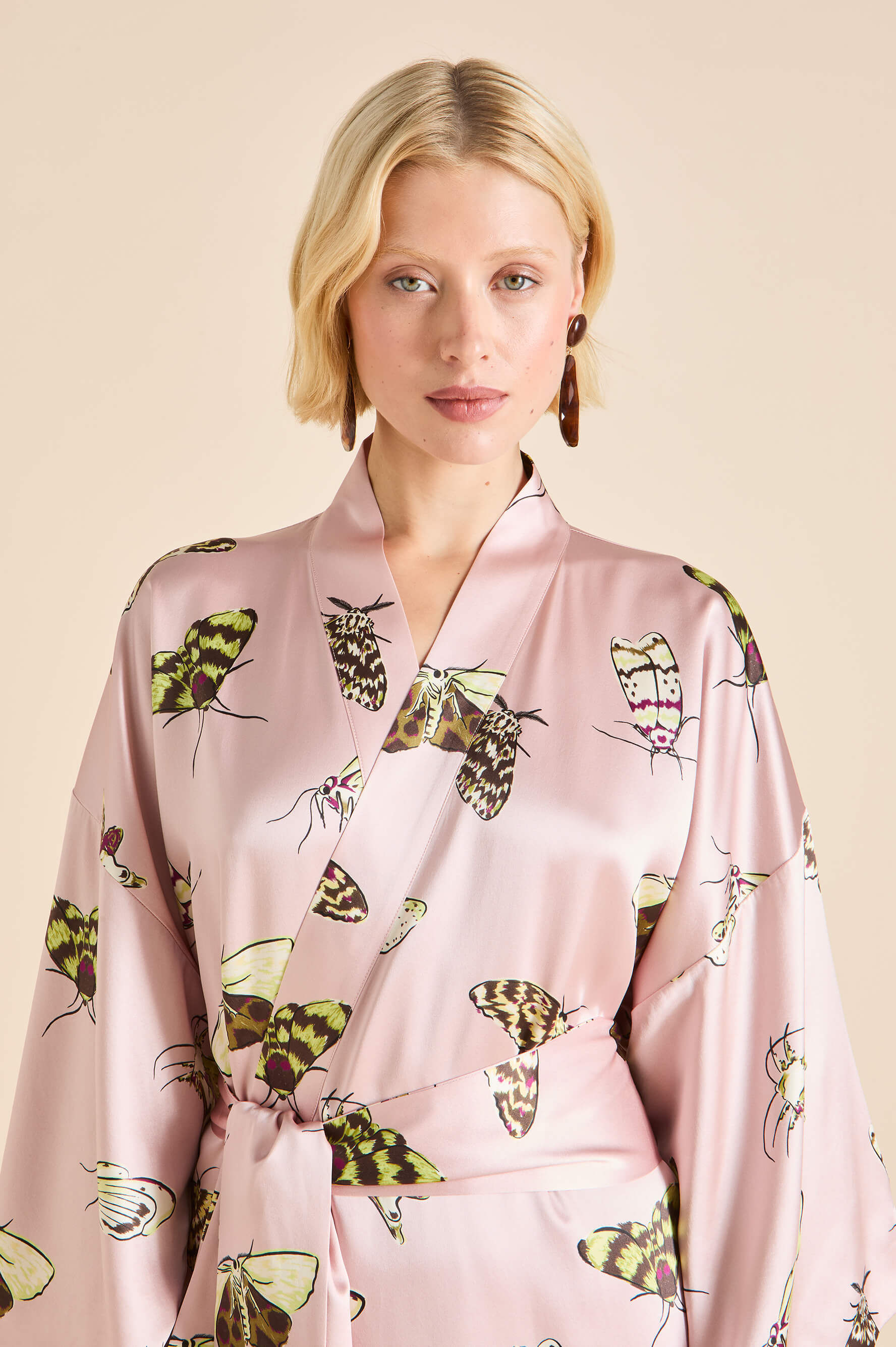 queenie elda pink moth robe in silk satin 