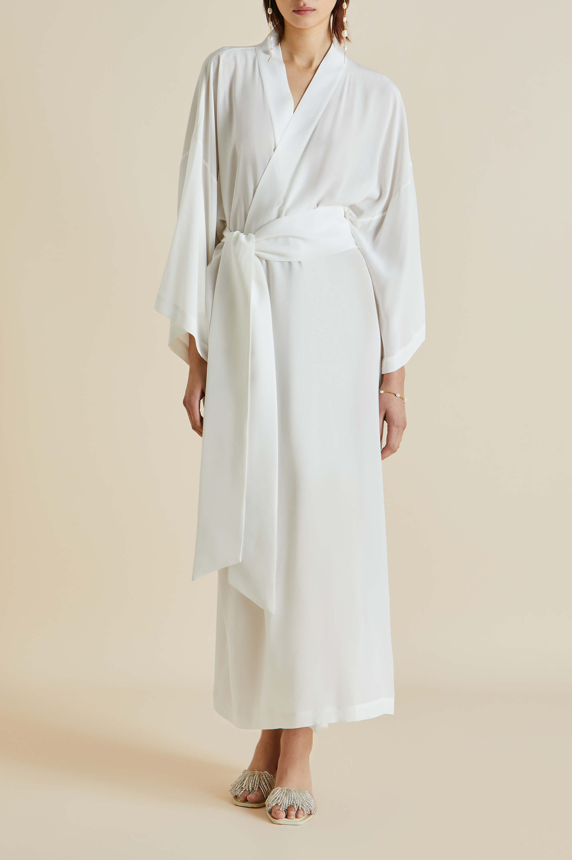 white robe dress Silk Bridal Long Sheer Sleeves - Nicole Wedding Robe Discover this White long bridal robe Bridal Silk Robe with Train
