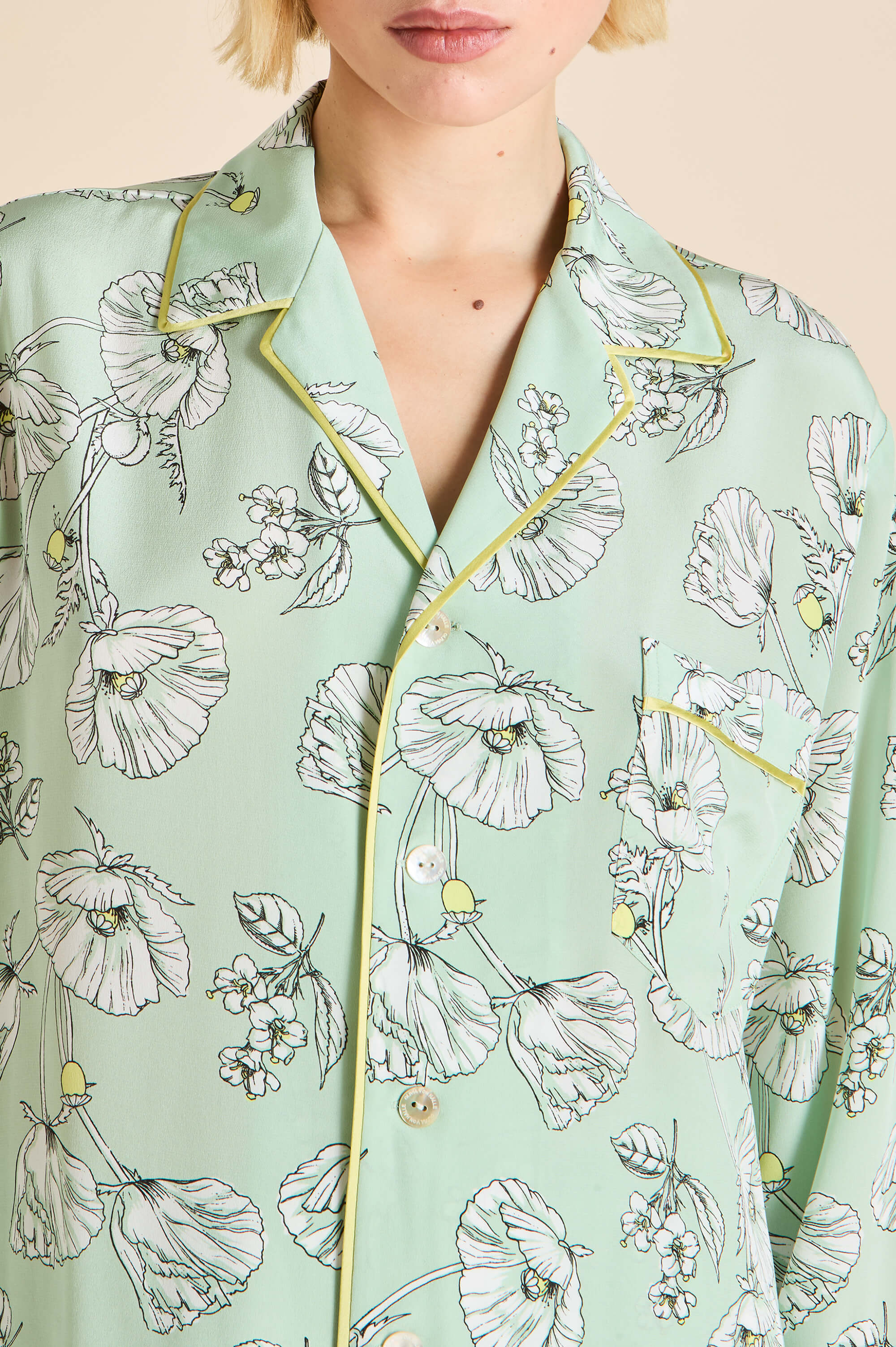 yves delfina green floral pyjamas in silk crêpe de chine 