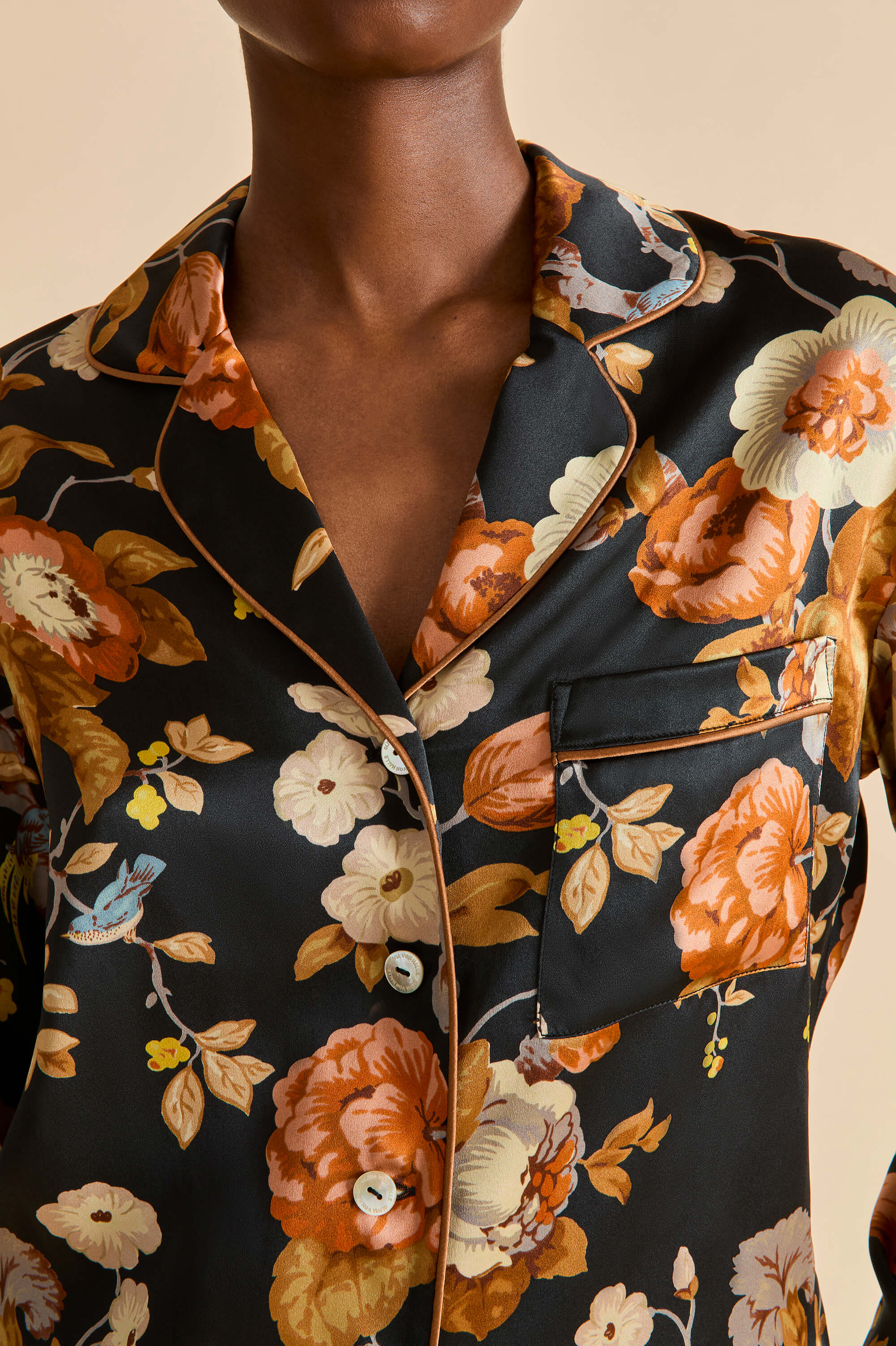 alba evora black floral pyjamas in silk satin 
