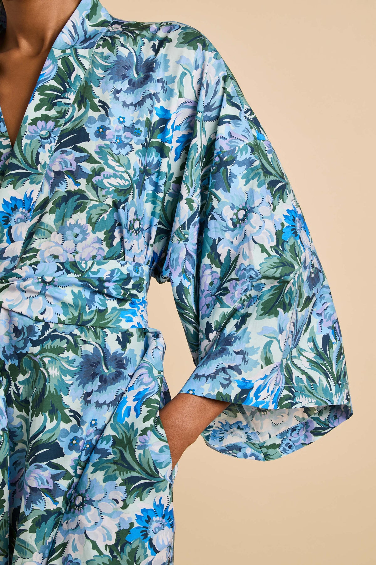 Amaya Azura Blue Floral Robe in Cotton-Silk