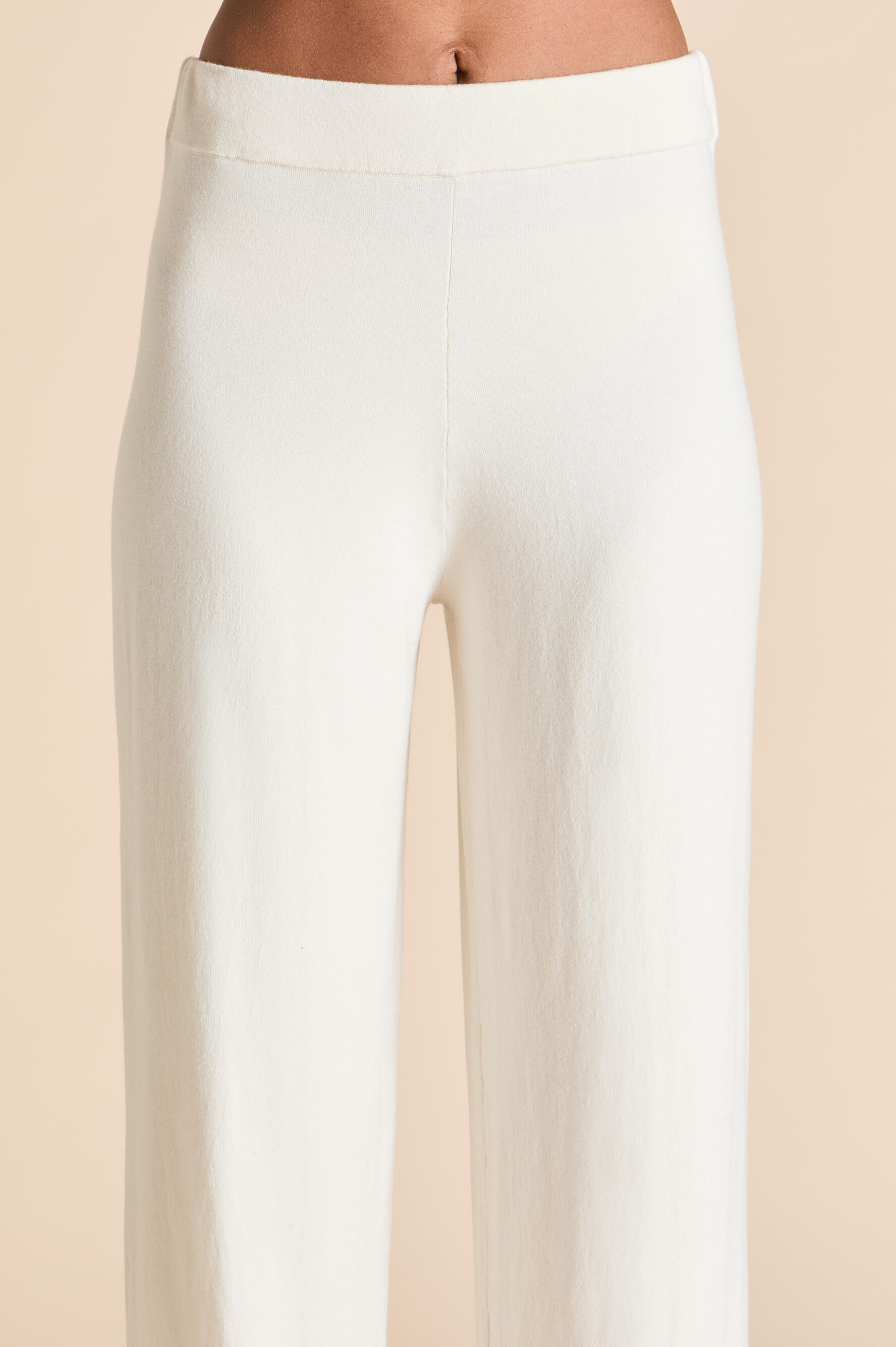 Caro Alaska Ivory Tracksuit in Silk-Cashmere