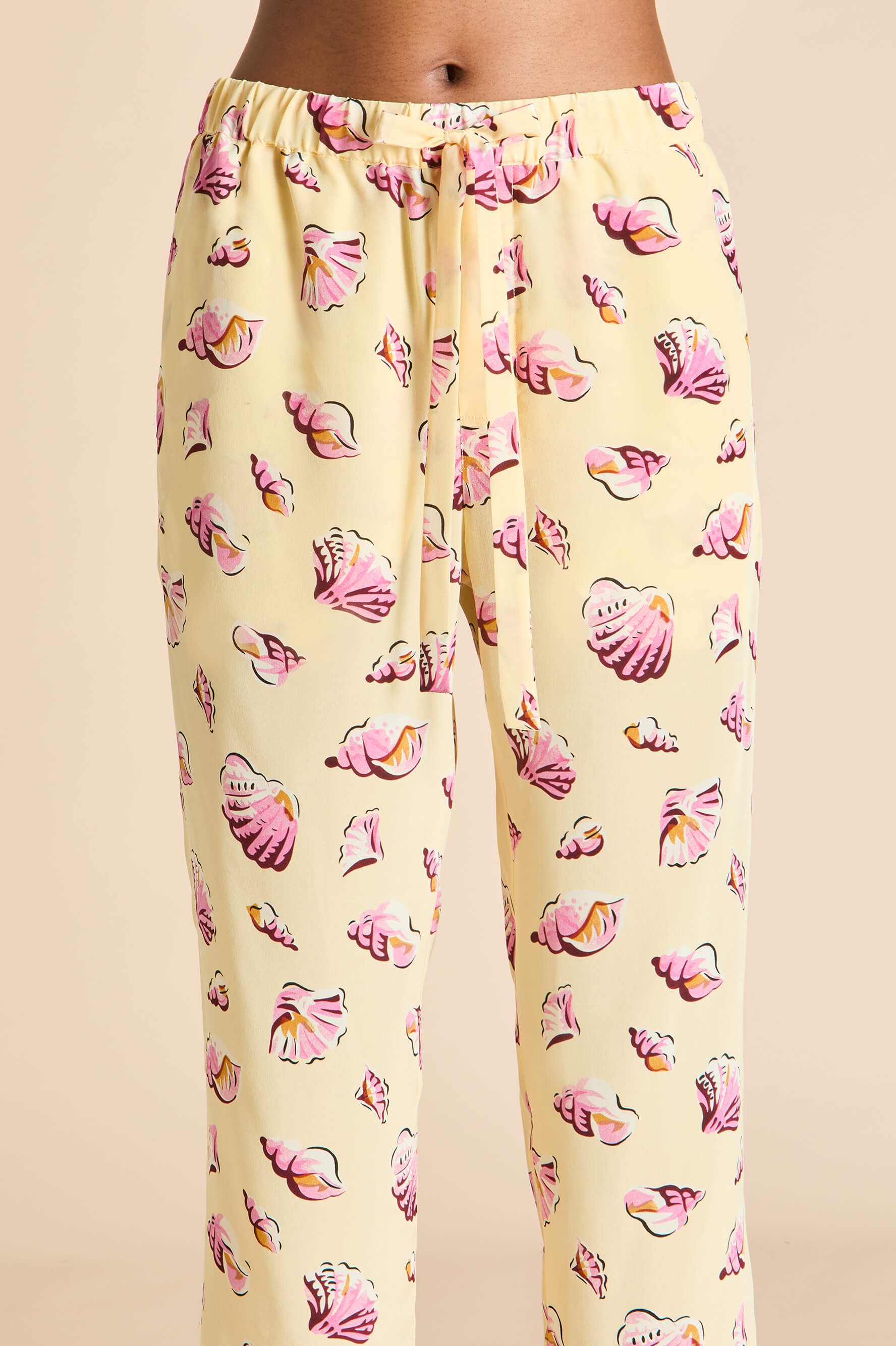 Casablanca Junonia Yellow Seashell Pajamas in Silk Crêpe de Chine