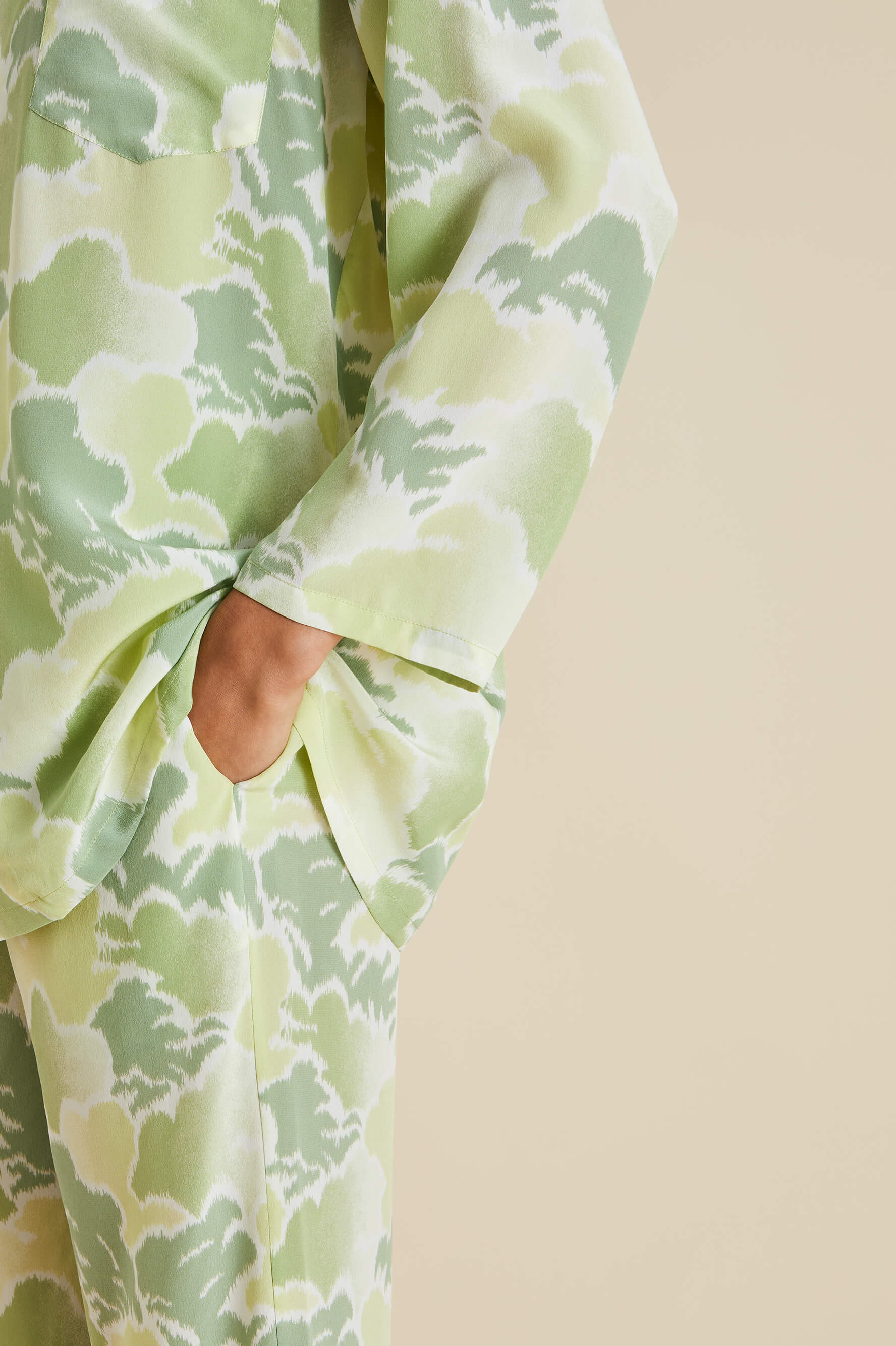 Casablanca Luna Green Cloud Pyjamas in Silk Crêpe de Chine