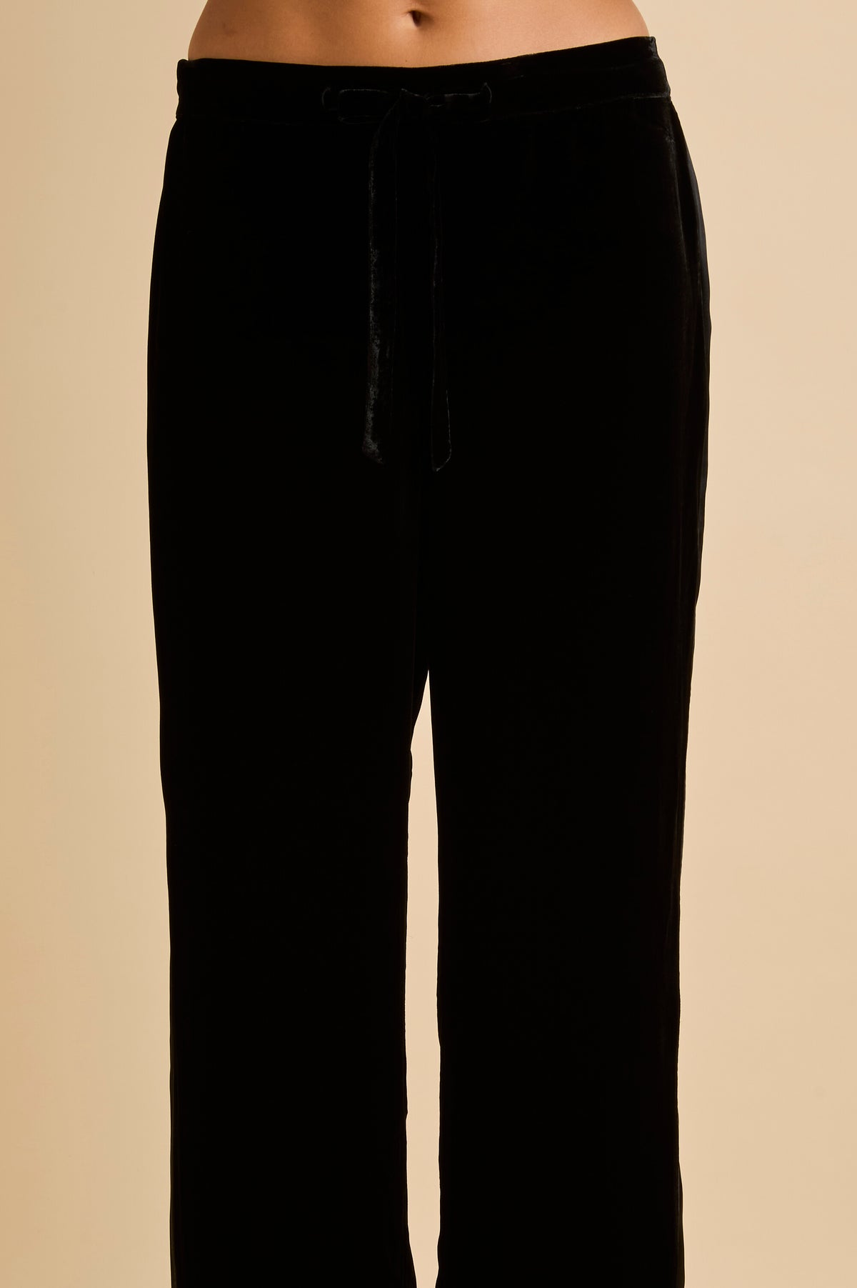 Constance Black Pyjamas in Velvet
