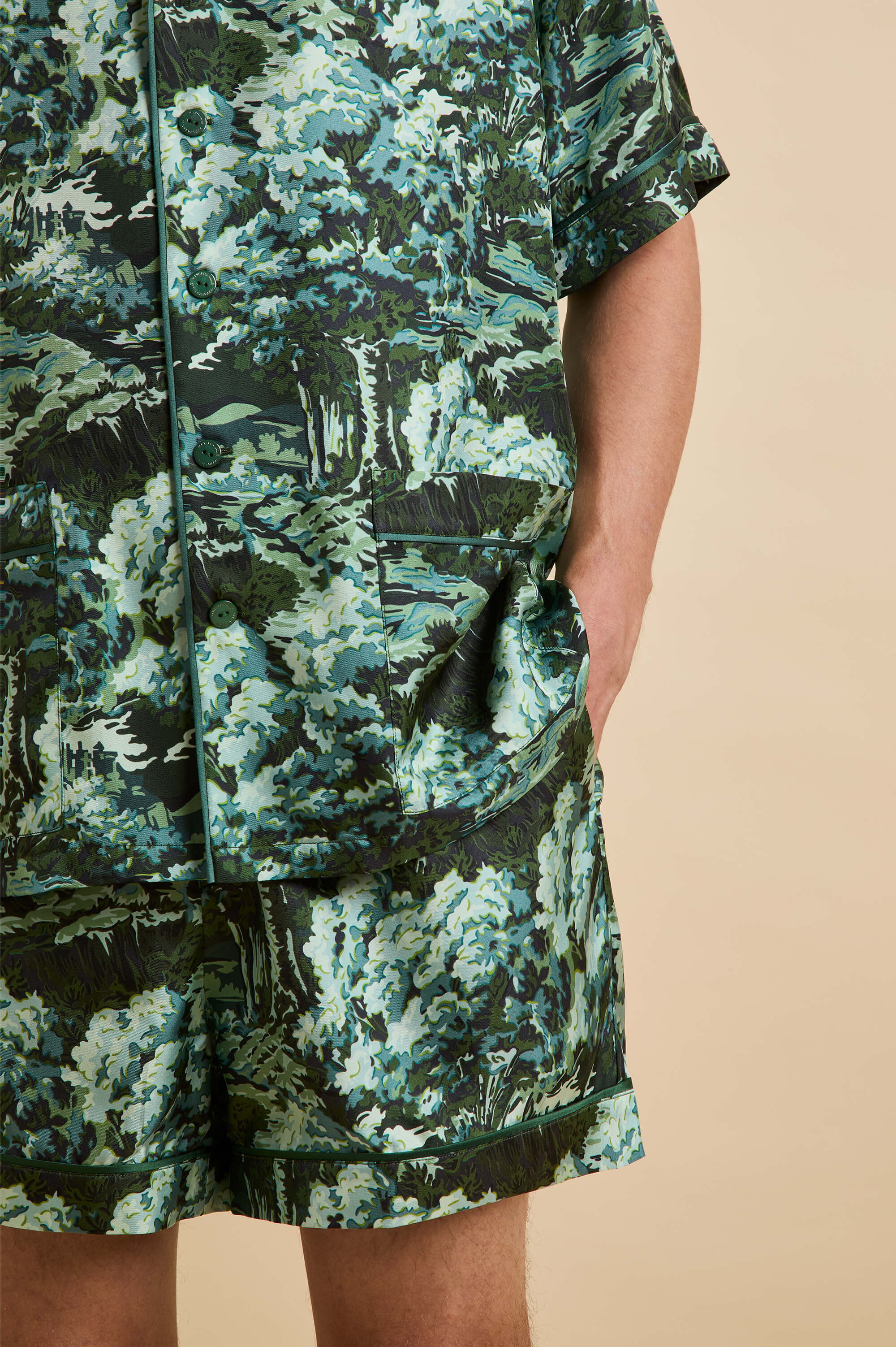 elordi linden green forest pyjamas in silk twill 