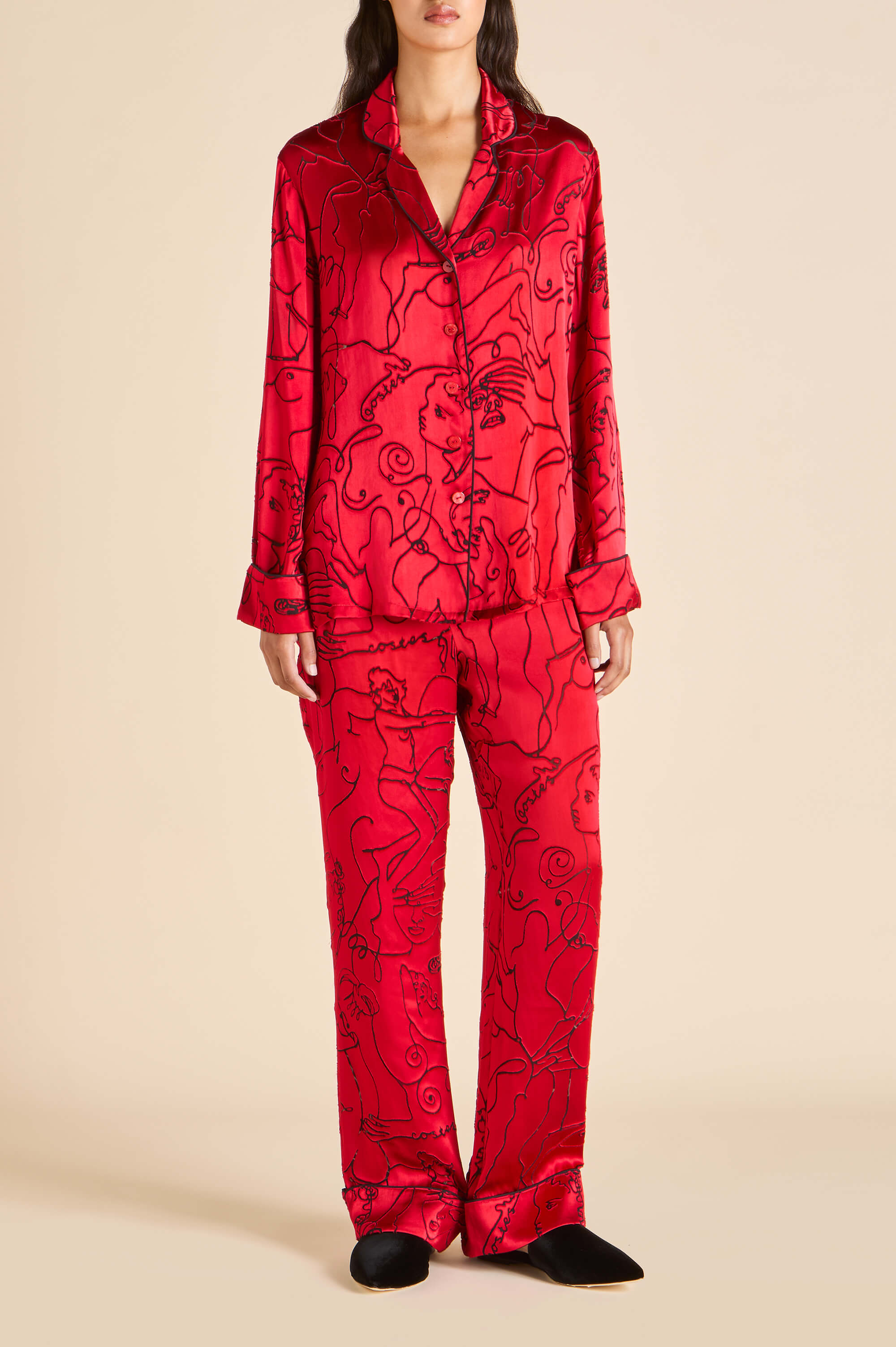lila liaisons red figures pajamas in silk devoré