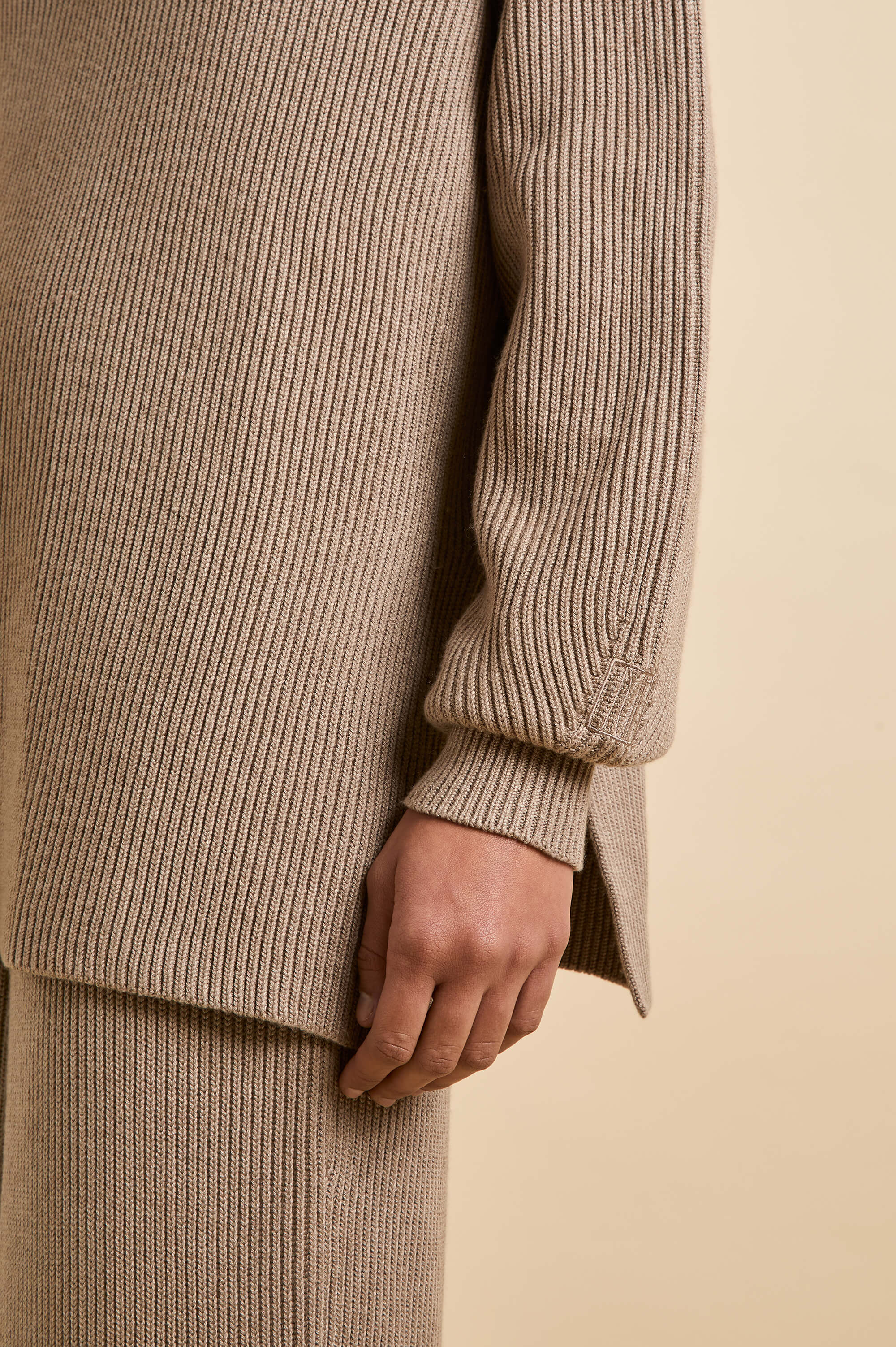 Hutton Dallas Beige Knitwear in Silk-Cashmere