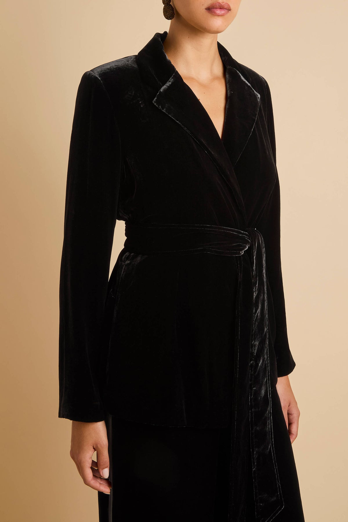 jagger black pyjamas in silk velvet 