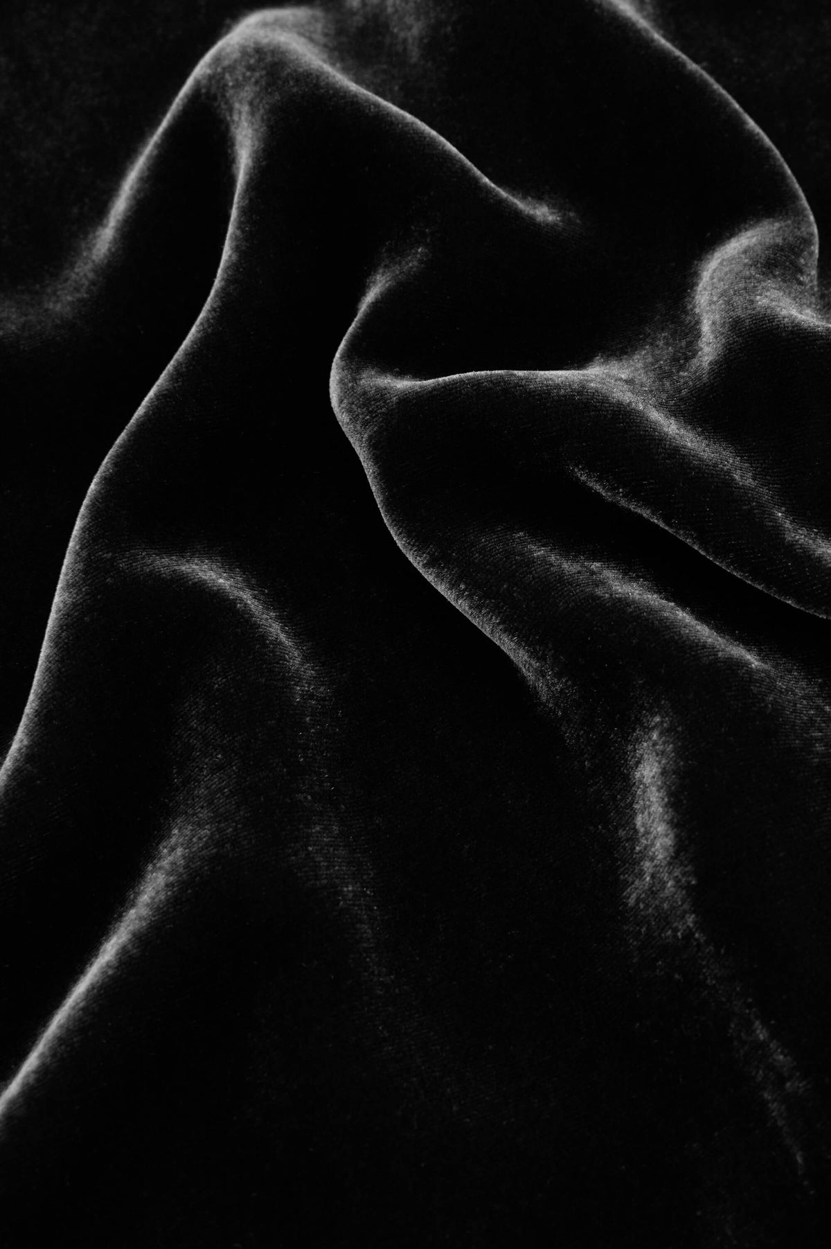 Jagger Black Pajamas in Silk Velvet