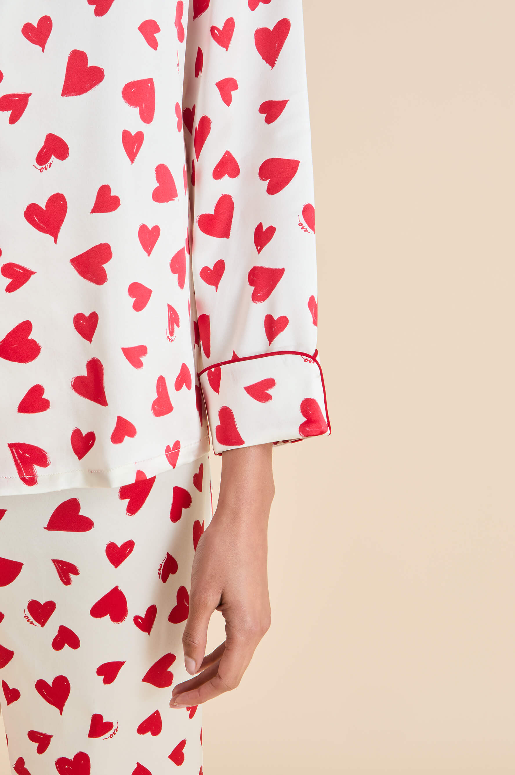 Lila Amore Red Heart Pyjamas in Silk Satin