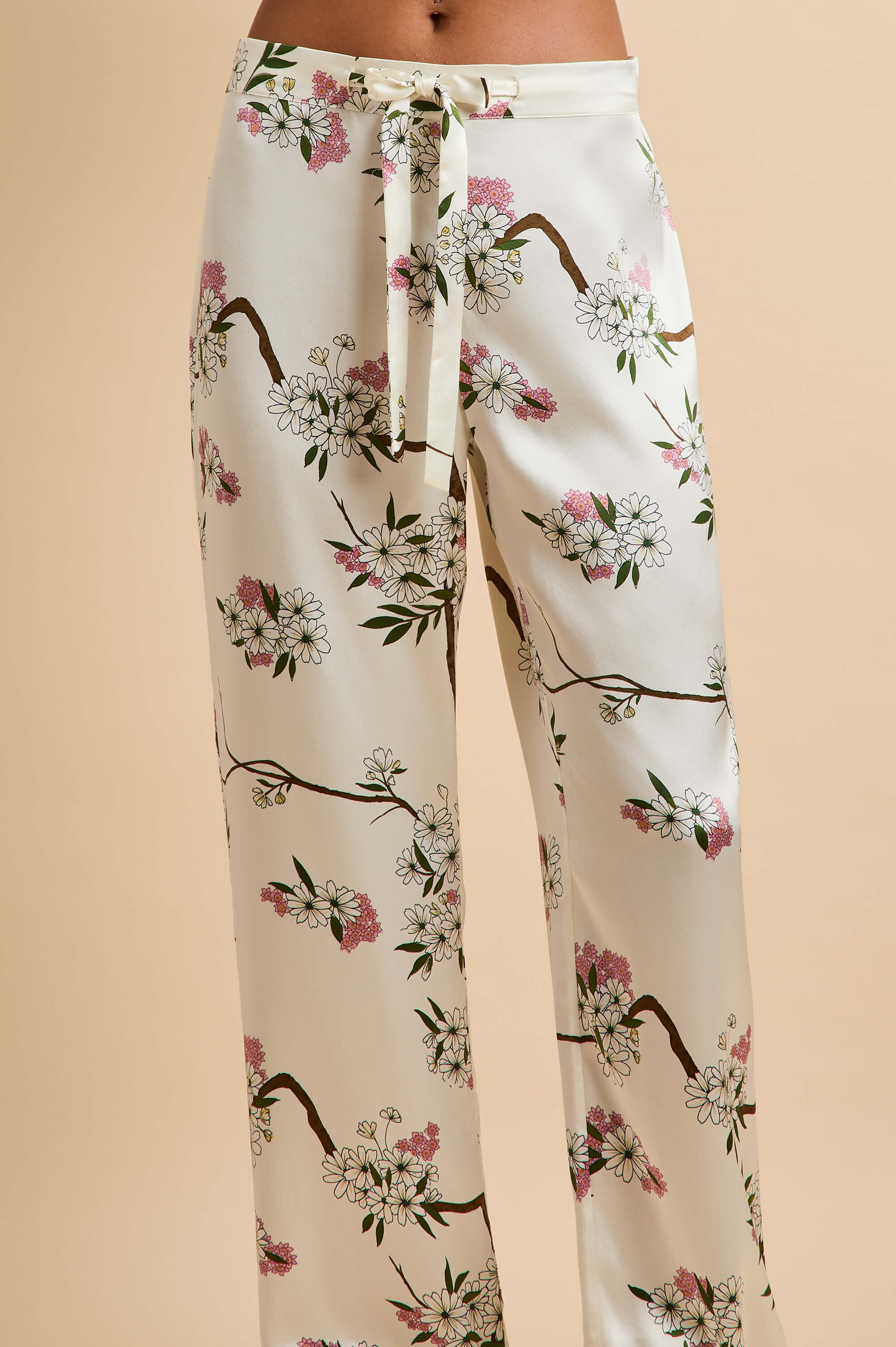Lila Ana Ivory Blossom Pyjamas in Silk Satin