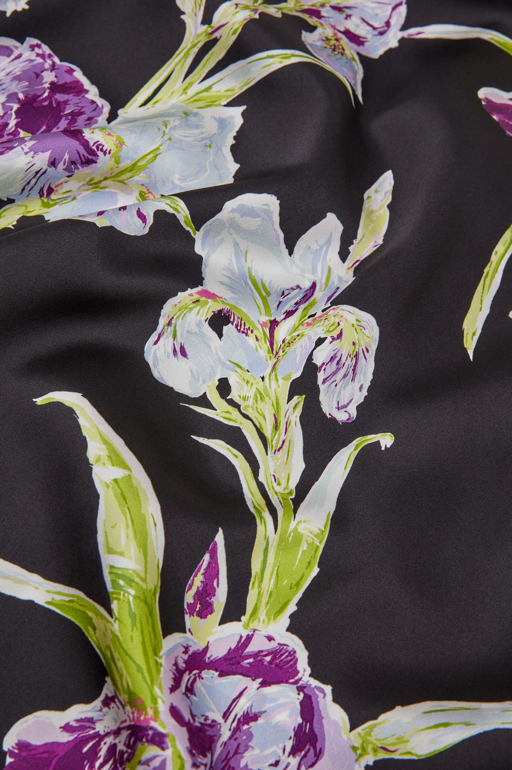 Lila Athena Black Floral Pyjamas in Silk Satin