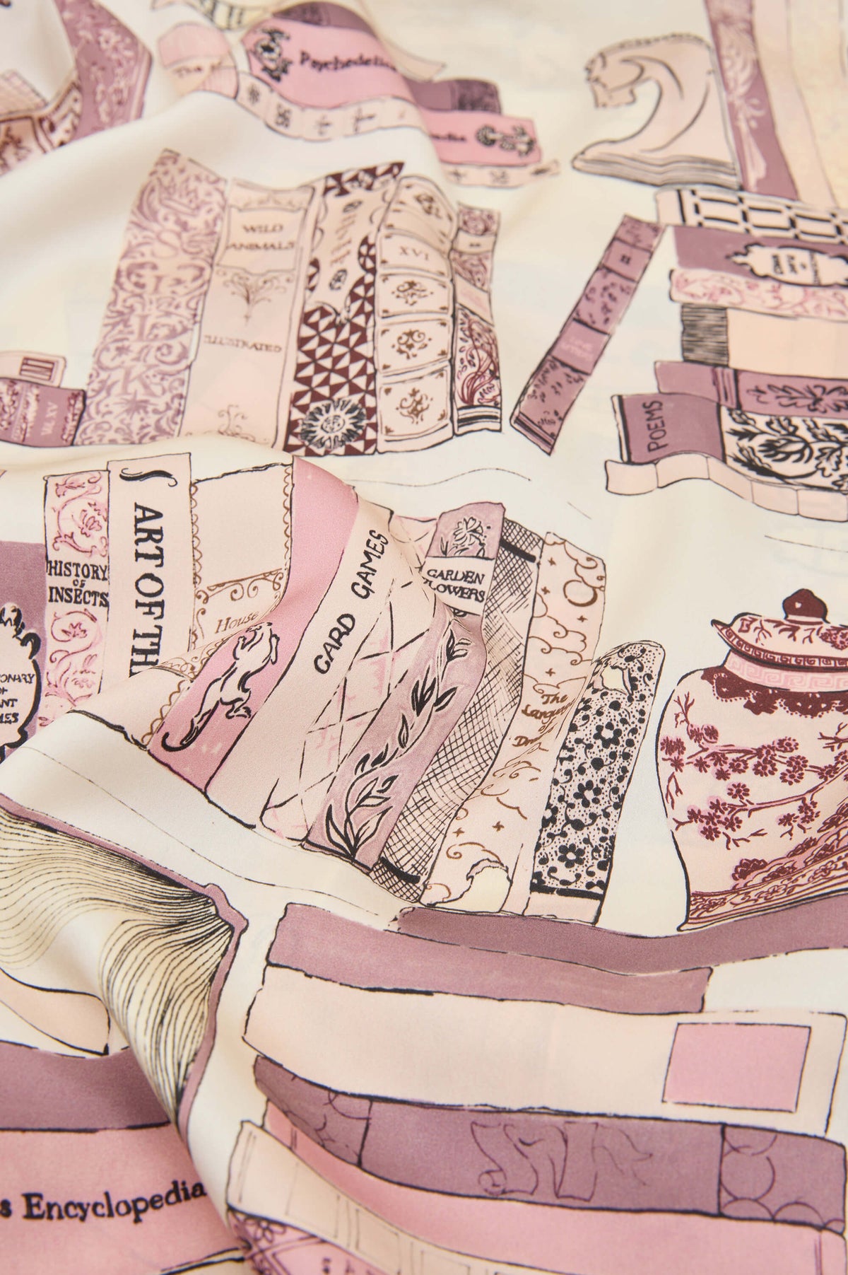 Lila Aveline Pink Books Pyjamas in Silk Satin
