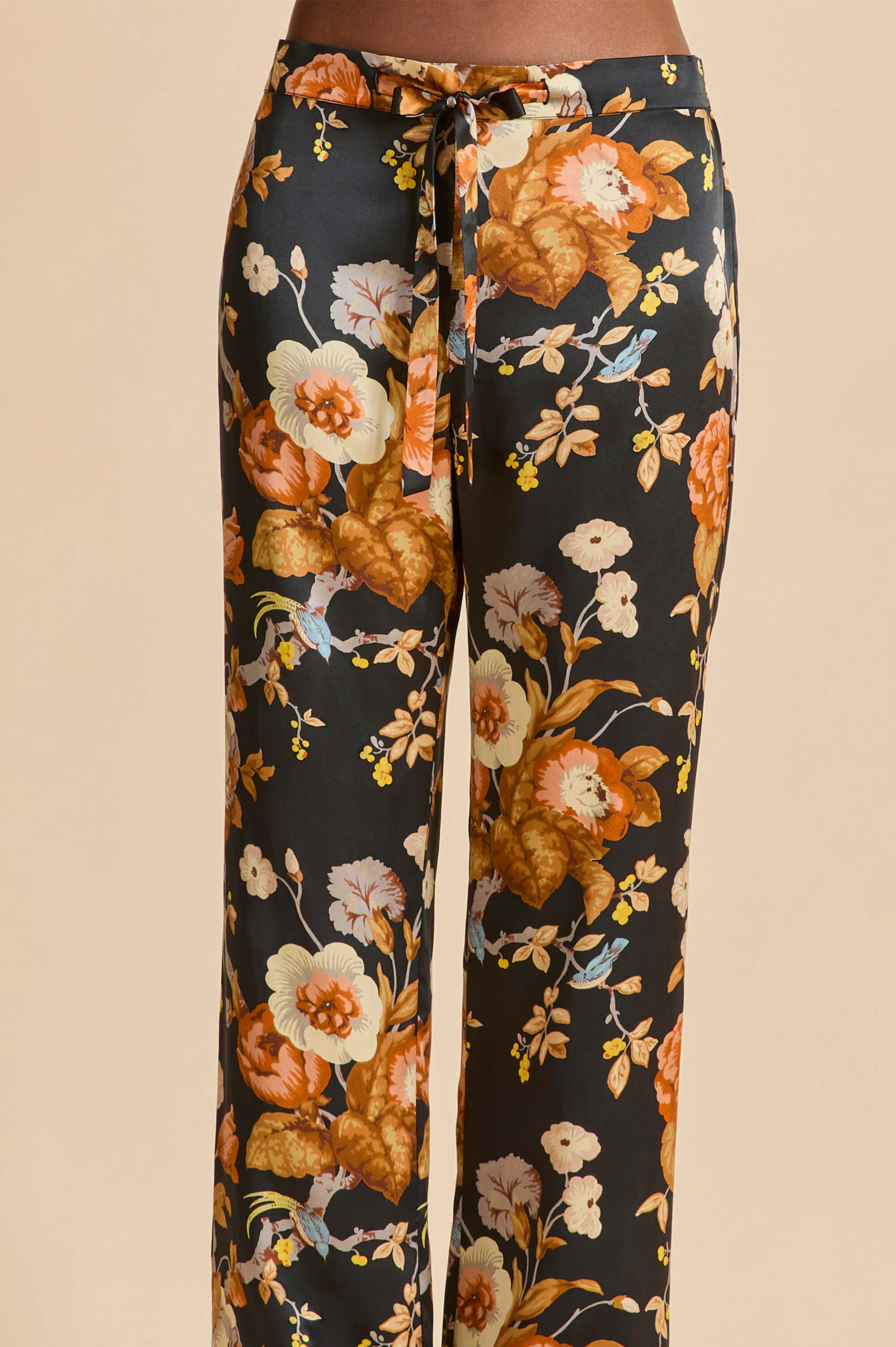 Lila Evora Black Floral Pajamas in Silk Satin