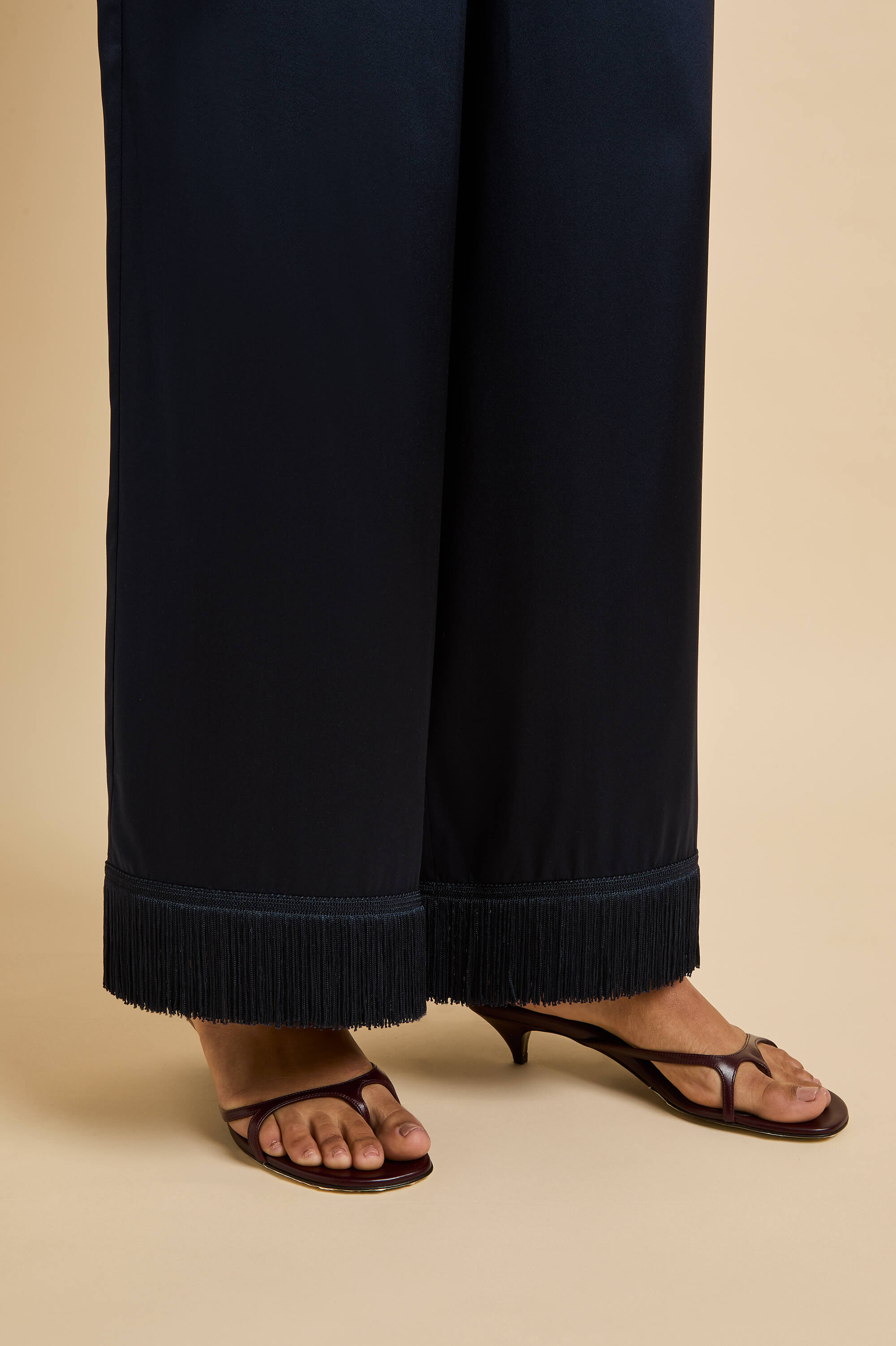 lita navy pyjamas in silk satin 