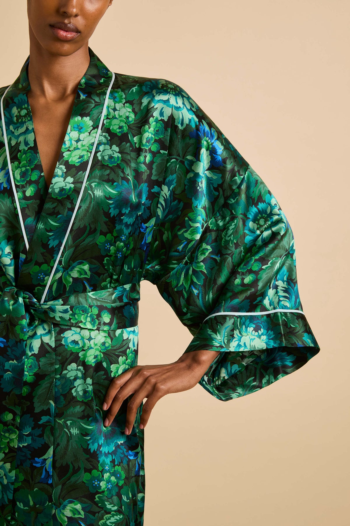 mimi eden green floral robe in silk satin 