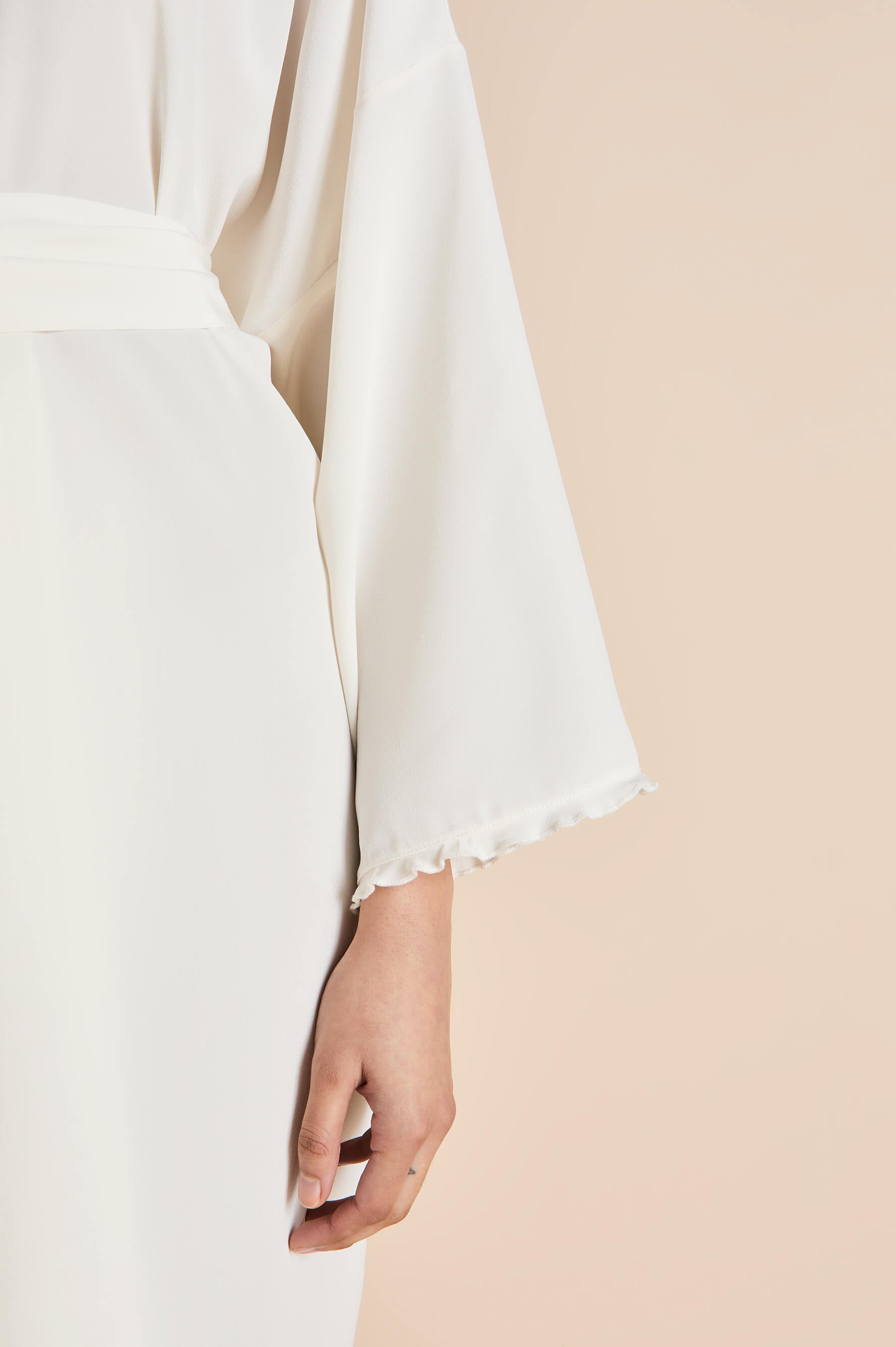 Mimi Ivory Frilled Robe in Silk Crêpe de Chine